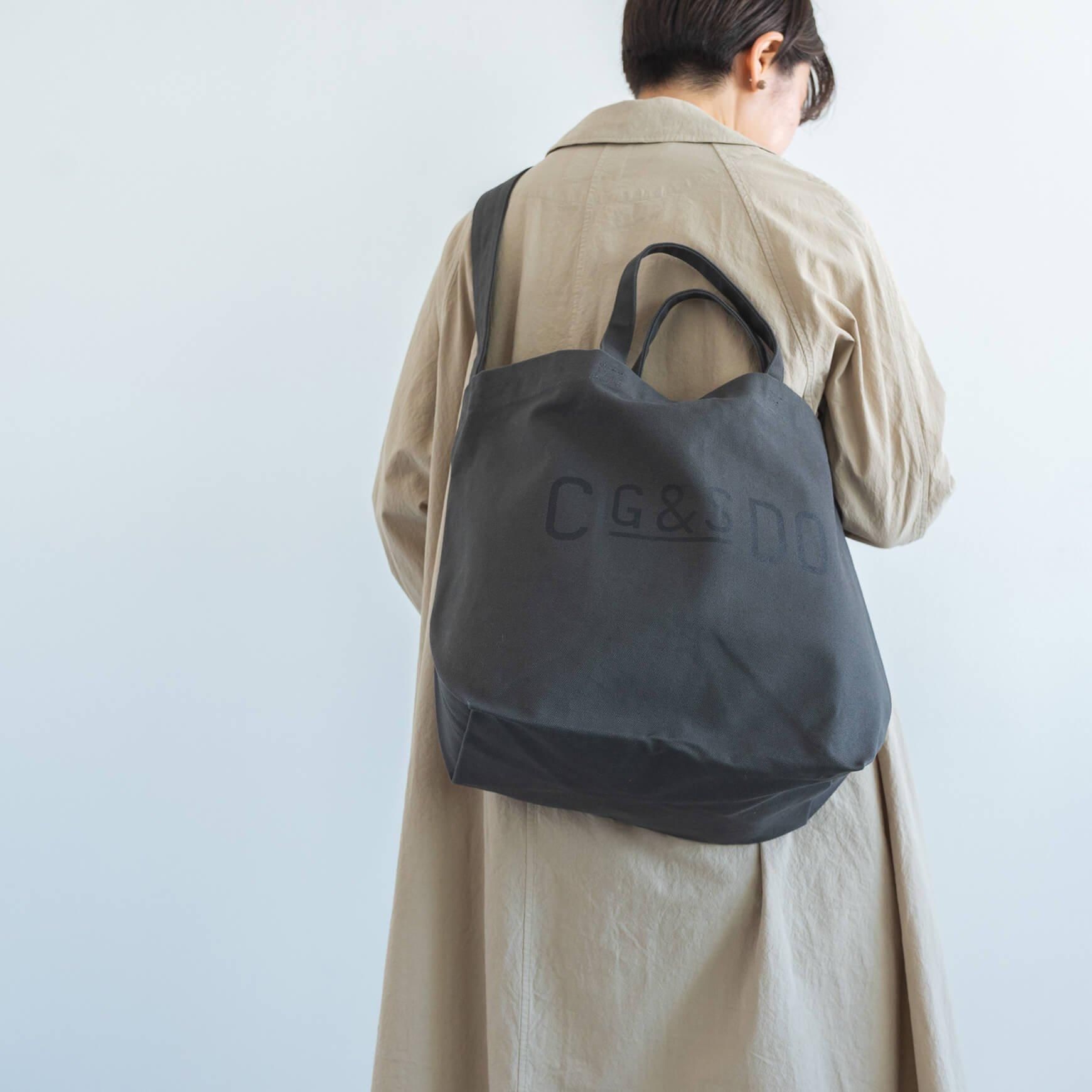 「CLASKA(クラスカ)」のキャンバストートバッグ