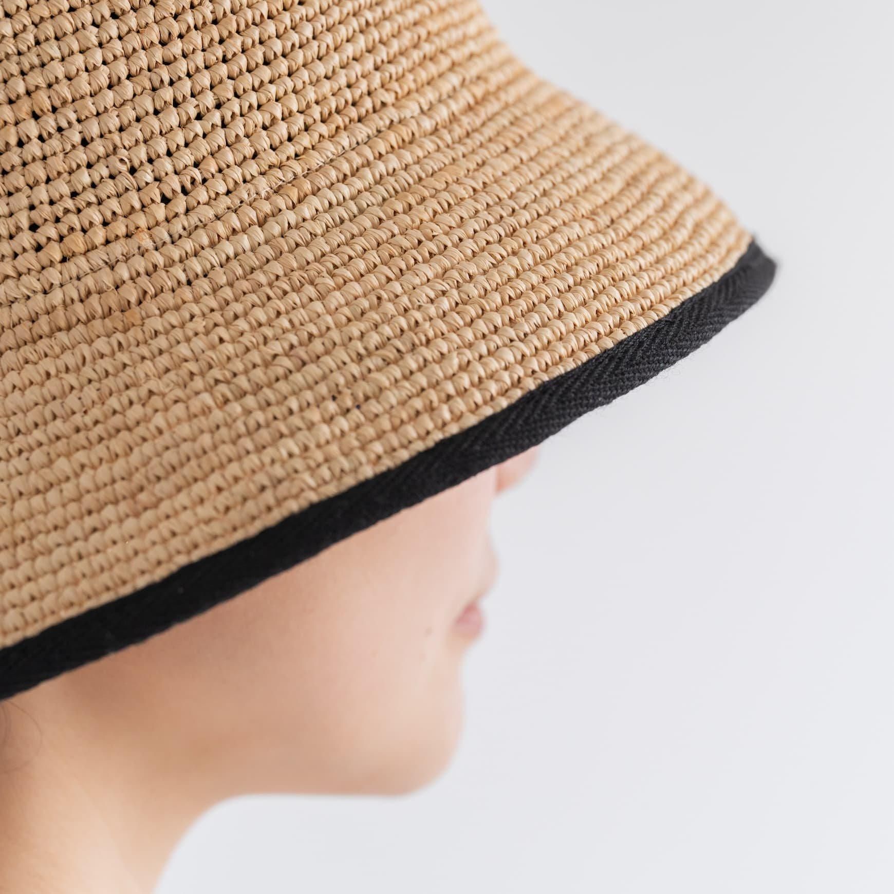 RAFFIA BUCKET HAT