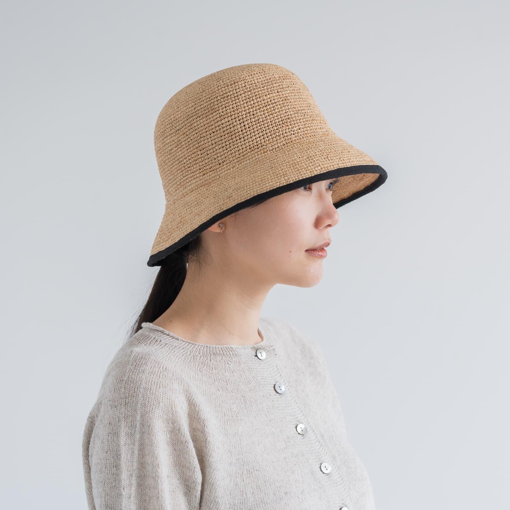 RAFFIA BUCKET HAT