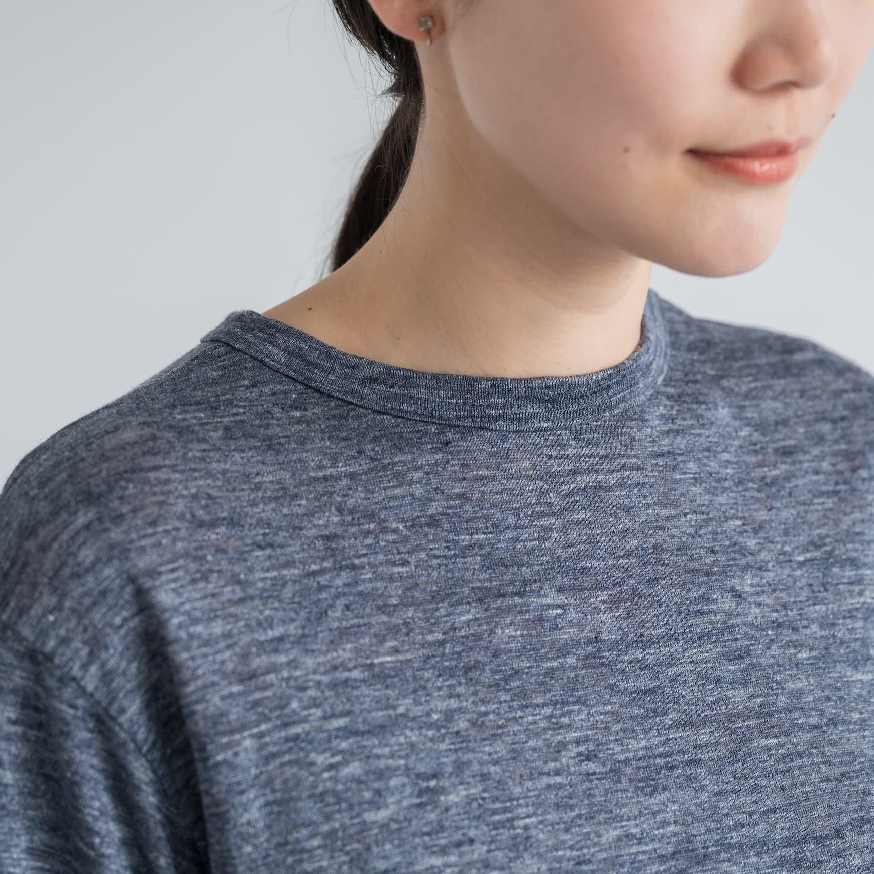 「CLASKA(クラスカ)」のTシャツドレープ
