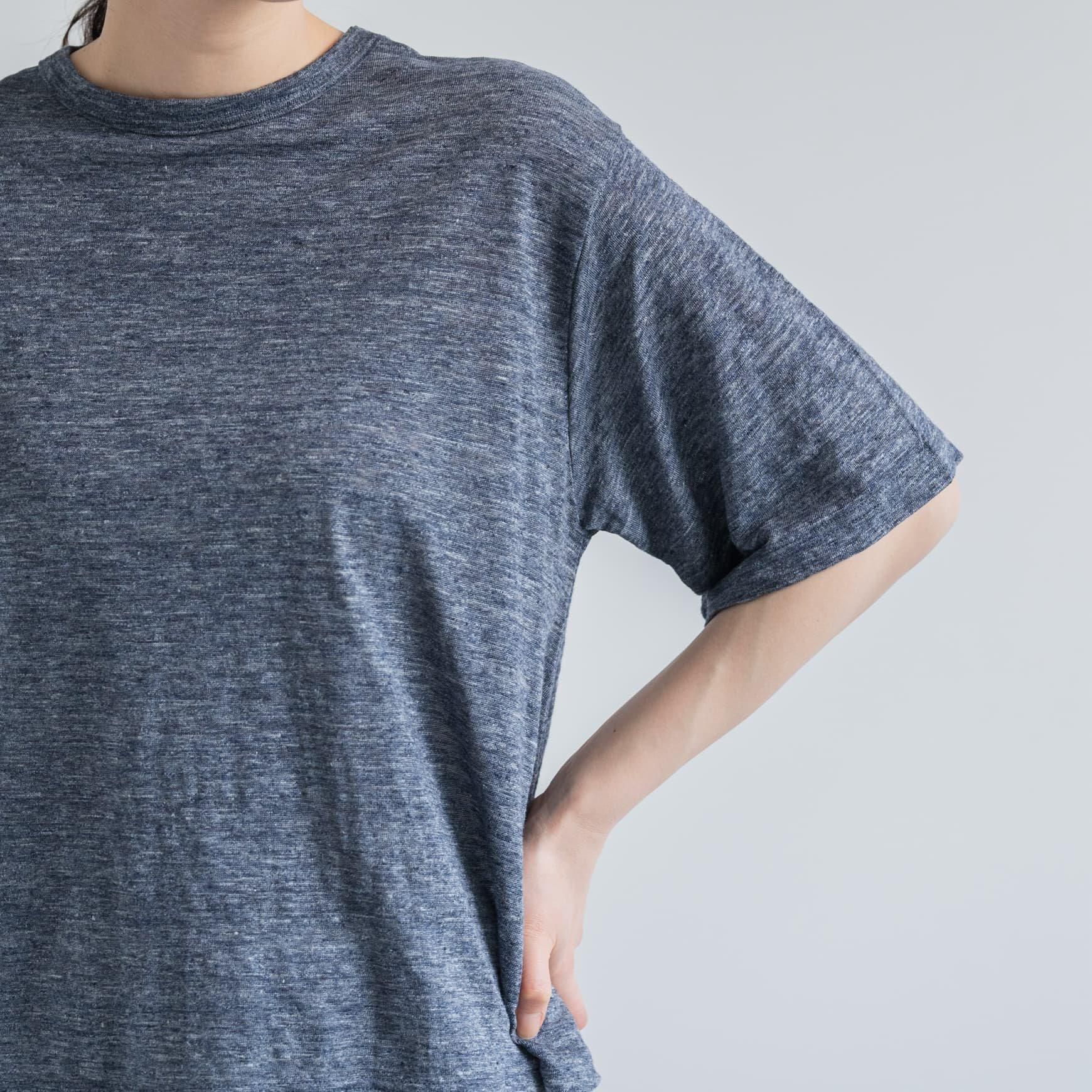 「CLASKA(クラスカ)」のTシャツドレープ