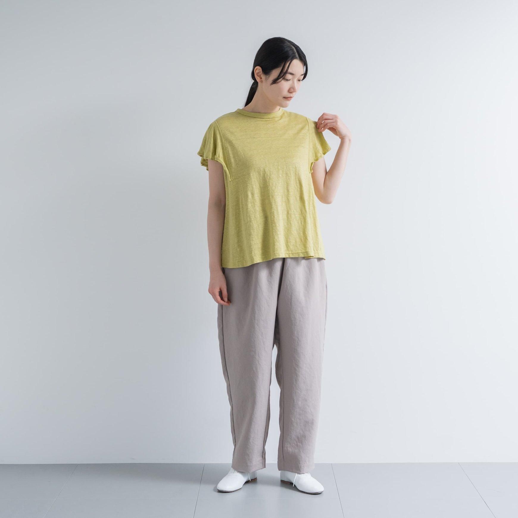 「CLASKA(クラスカ)」のリネン100Tシャツ<フリル>