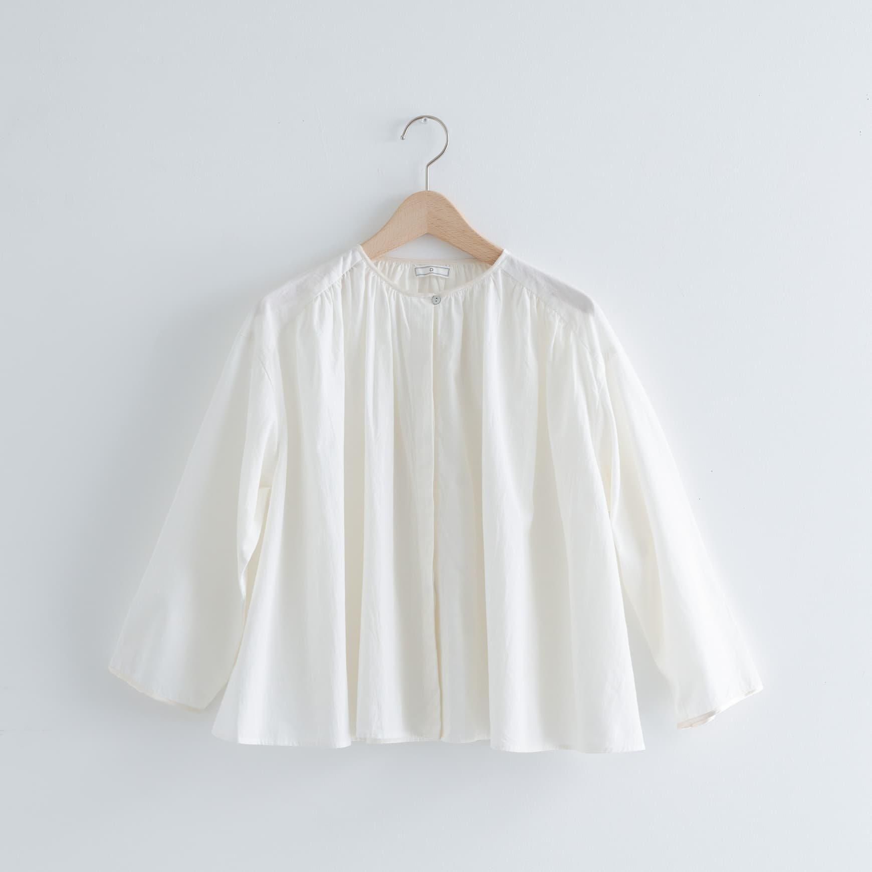 CLASKA(クラスカ)|コットンボイルのギャザーシャツ CLASKA(クラスカ)|コットンボイルのギャザーシャツ