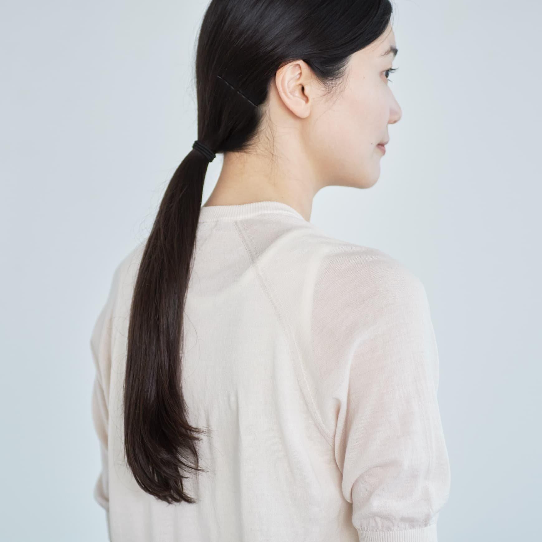 「CLASKA(クラスカ)」発のアパレルブランド「HAU(ハウ)」のknit tops
