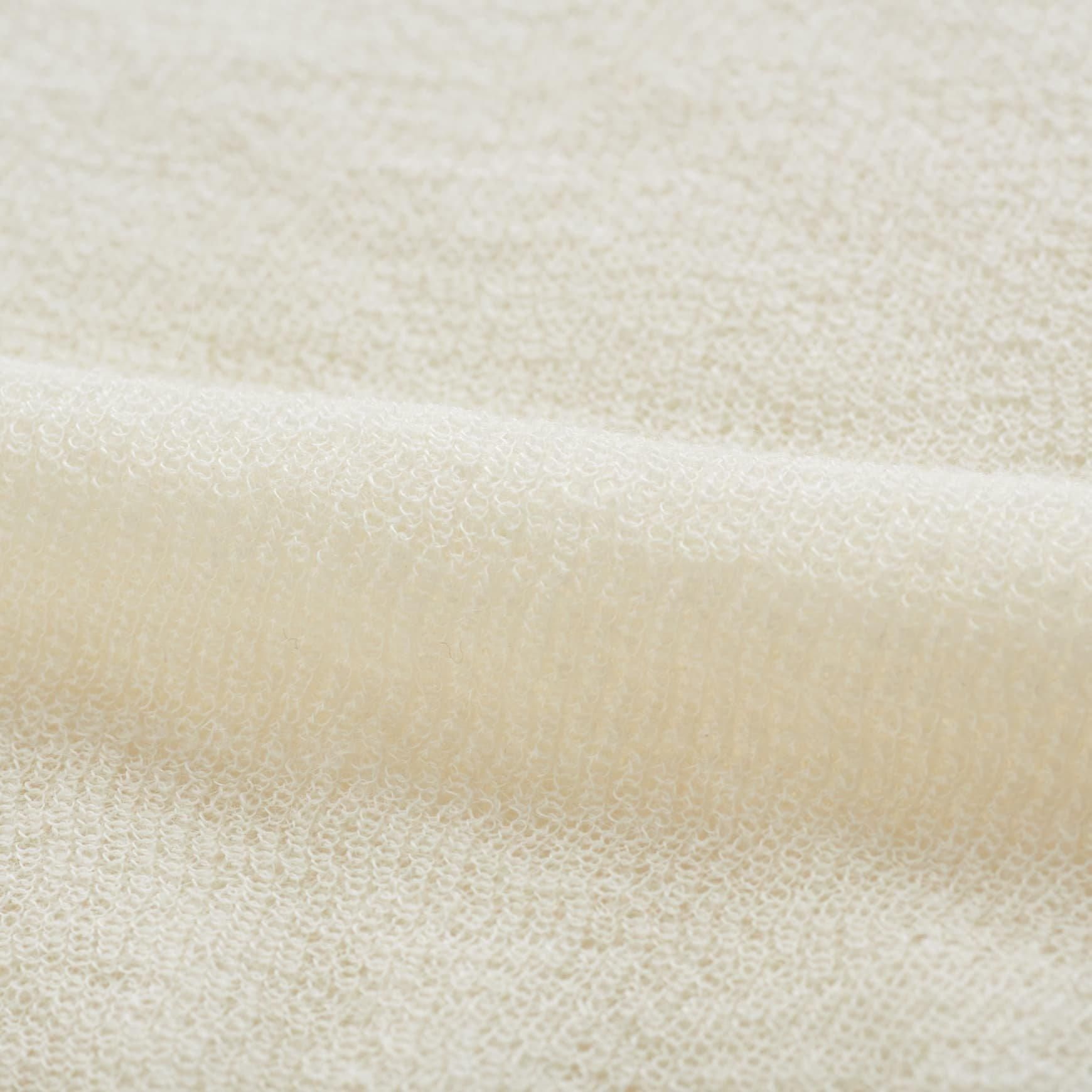 「CLASKA(クラスカ)」発のアパレルブランド「HAU(ハウ)」のknit tops
