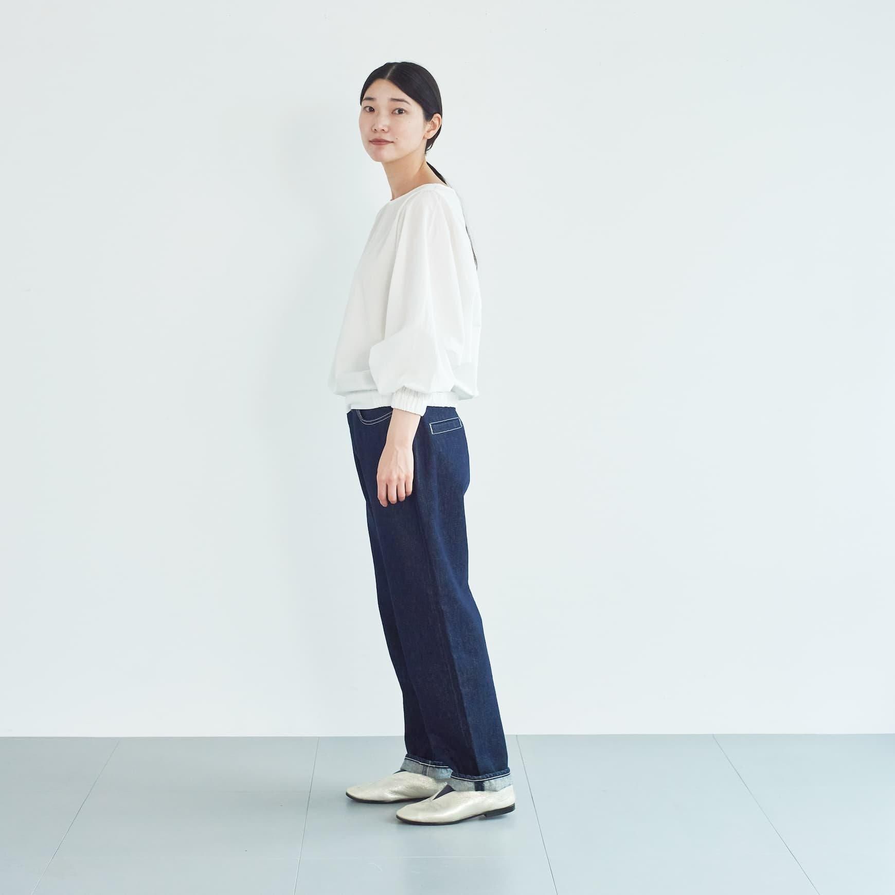 「CLASKA(クラスカ)」発のアパレルブランド「HAU(ハウ)」のtops