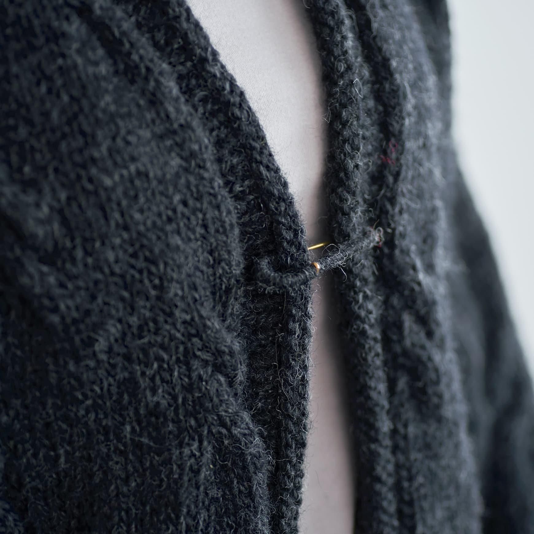HAU（ハウ）｜hand knit cardigan 