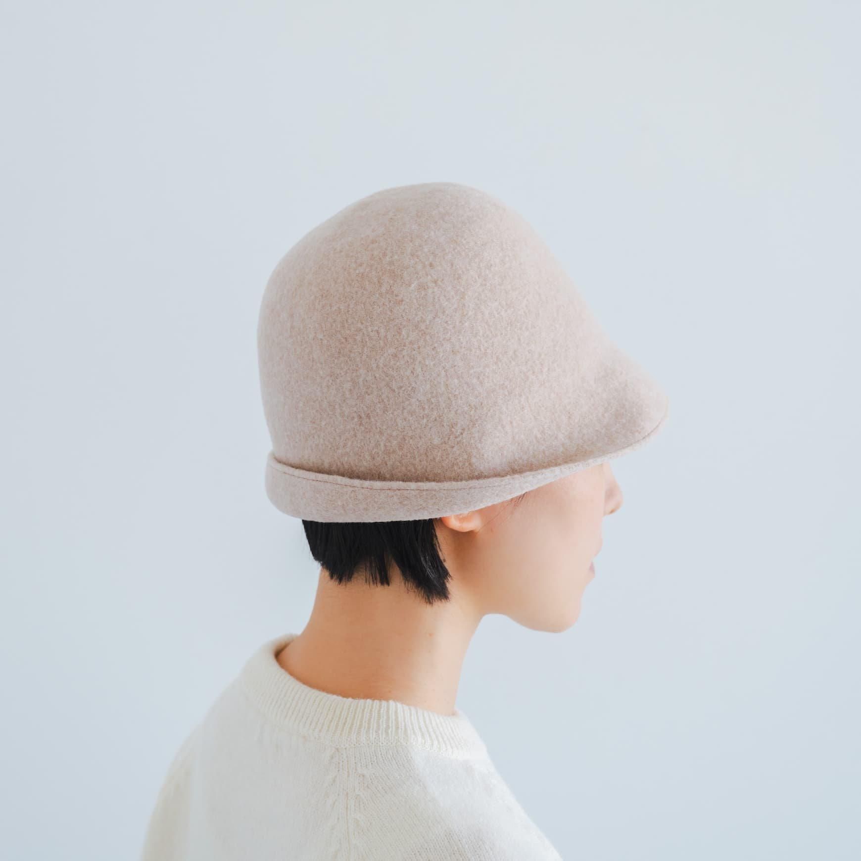 mature ha.（マチュアーハ）｜MKF-24130 bell hat lamb / ベージュ