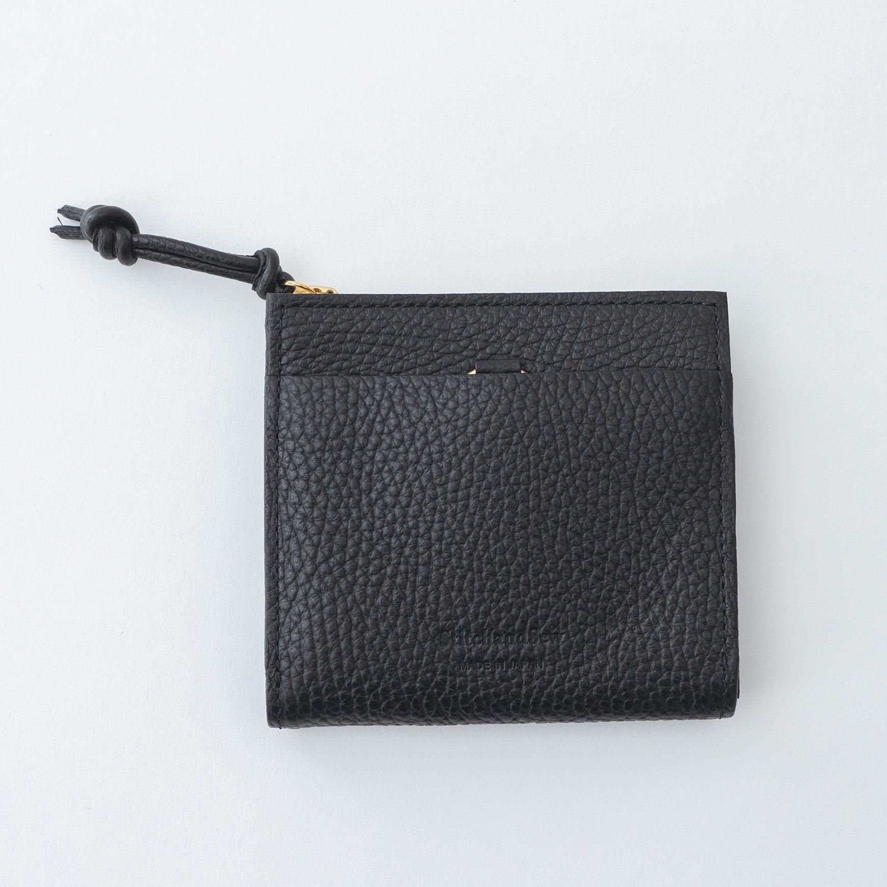 「CLASKA(クラスカ)」のStitchandSew(ステッチアンドソー)Lジップ財布