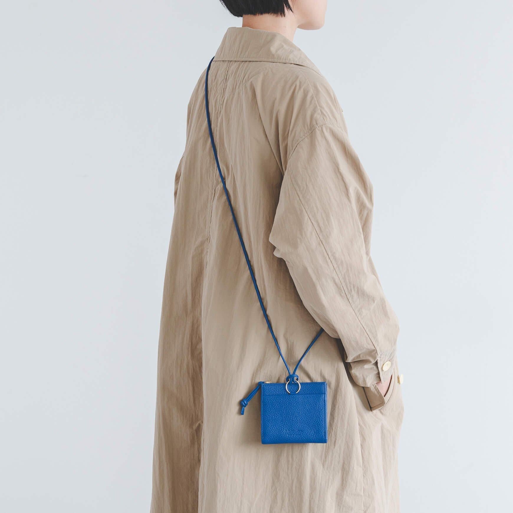 「CLASKA(クラスカ)」のStitchandSew(ステッチアンドソー)Lジップ財布