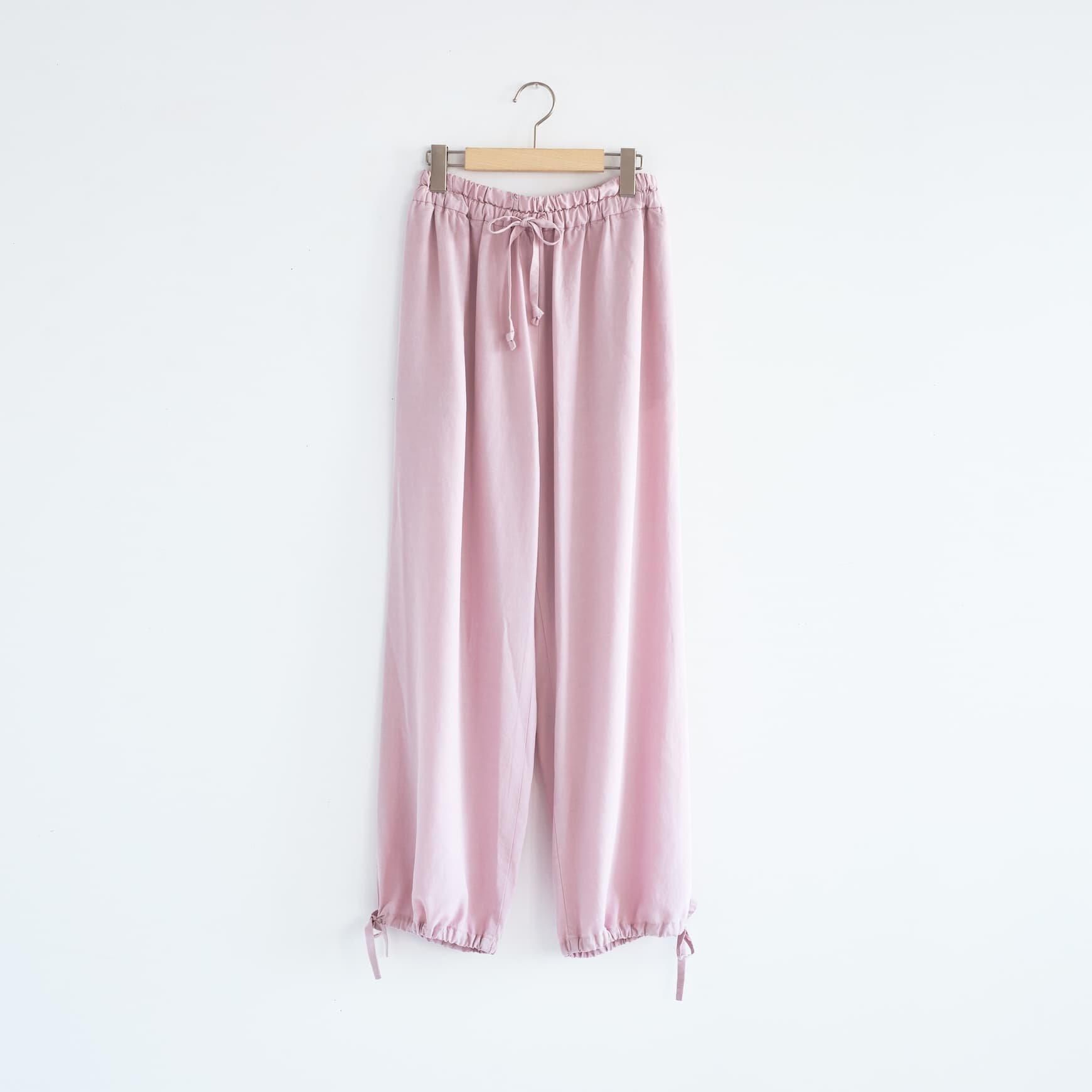「CLASKA(クラスカ)」発のアパレルブランド「ata(アタ)」の pants 2. / ピンク