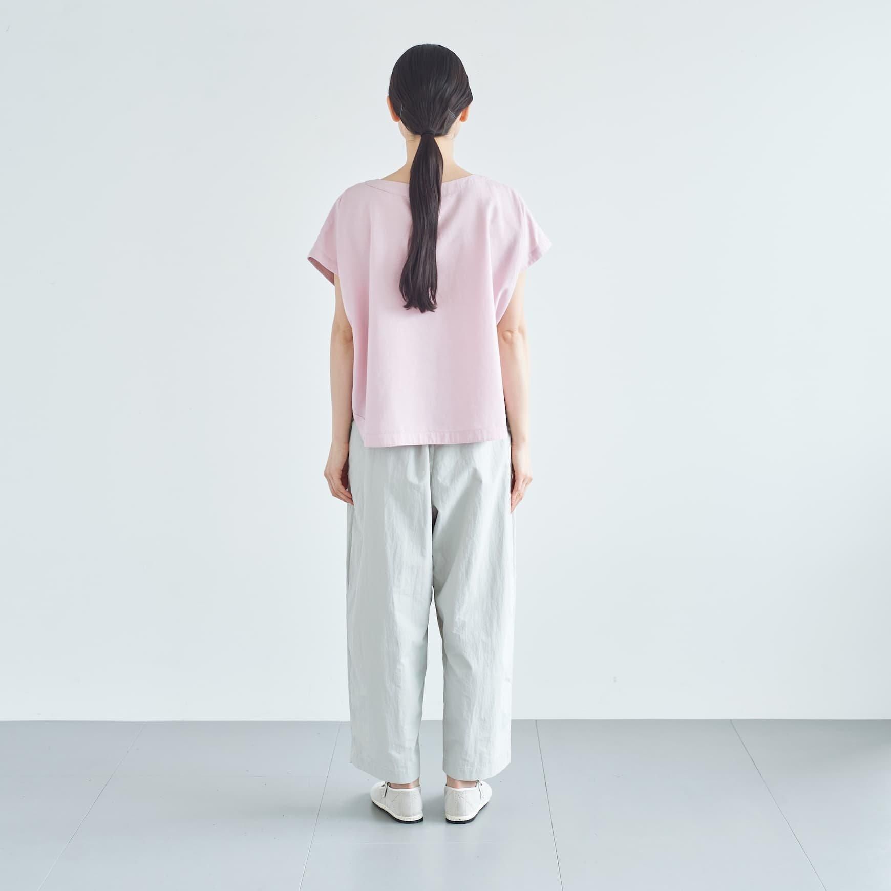 「CLASKA(クラスカ)」発のアパレルブランド「ata(アタ)」の blouse.1 / ピンク