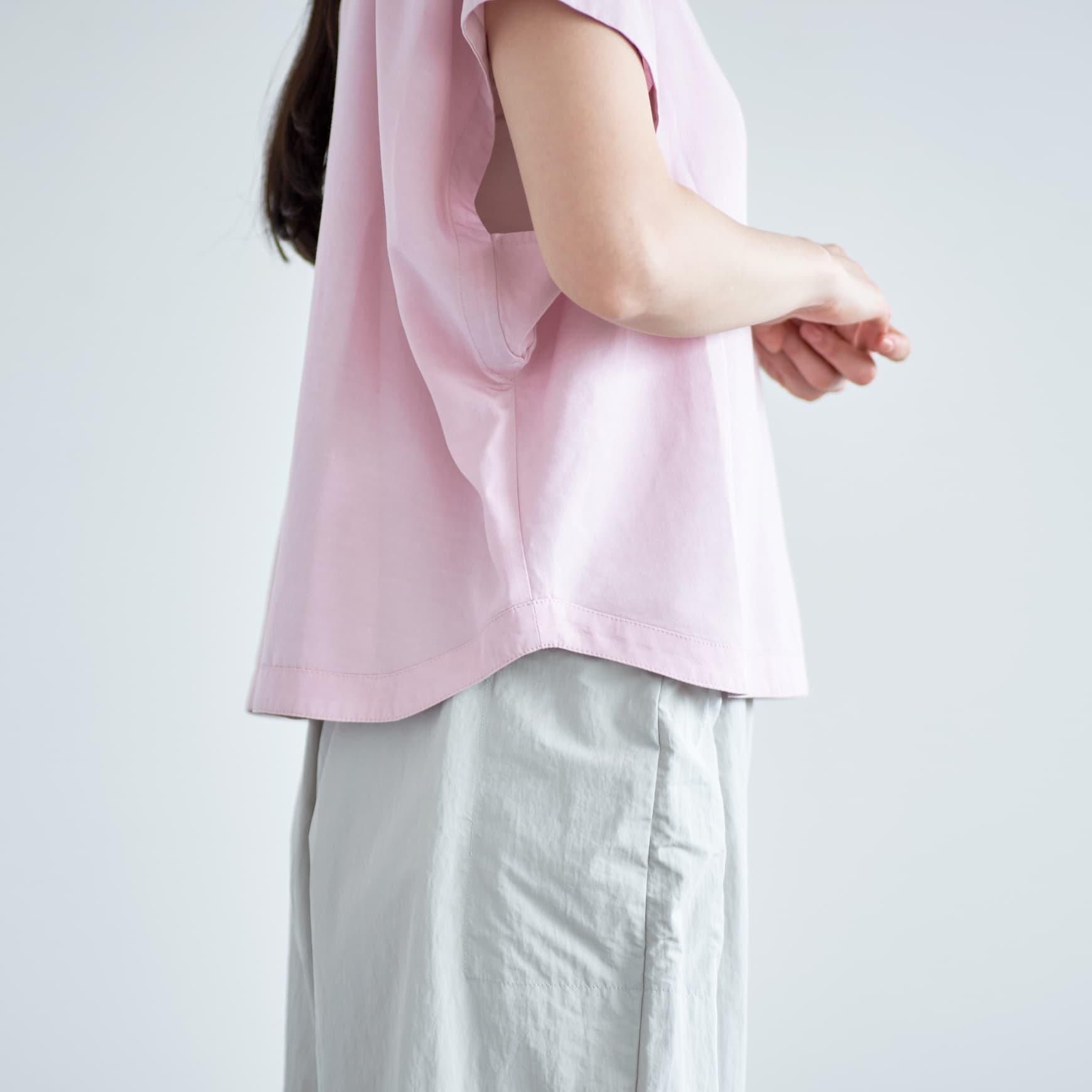 「CLASKA(クラスカ)」発のアパレルブランド「ata(アタ)」の blouse.1 / ピンク