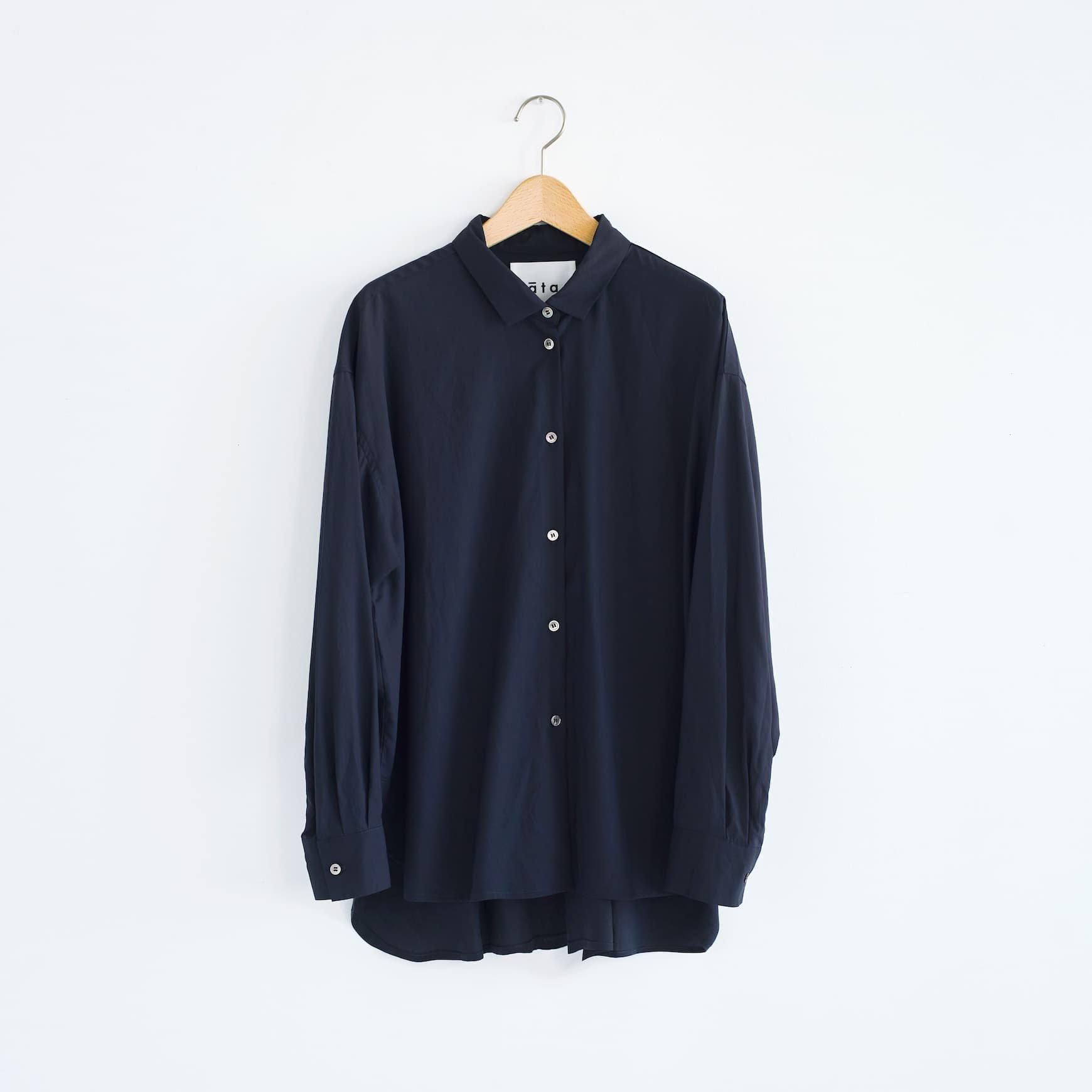 「CLASKA(クラスカ)」発のアパレルブランド「ata(アタ)」の shirts 1. / ネイビー