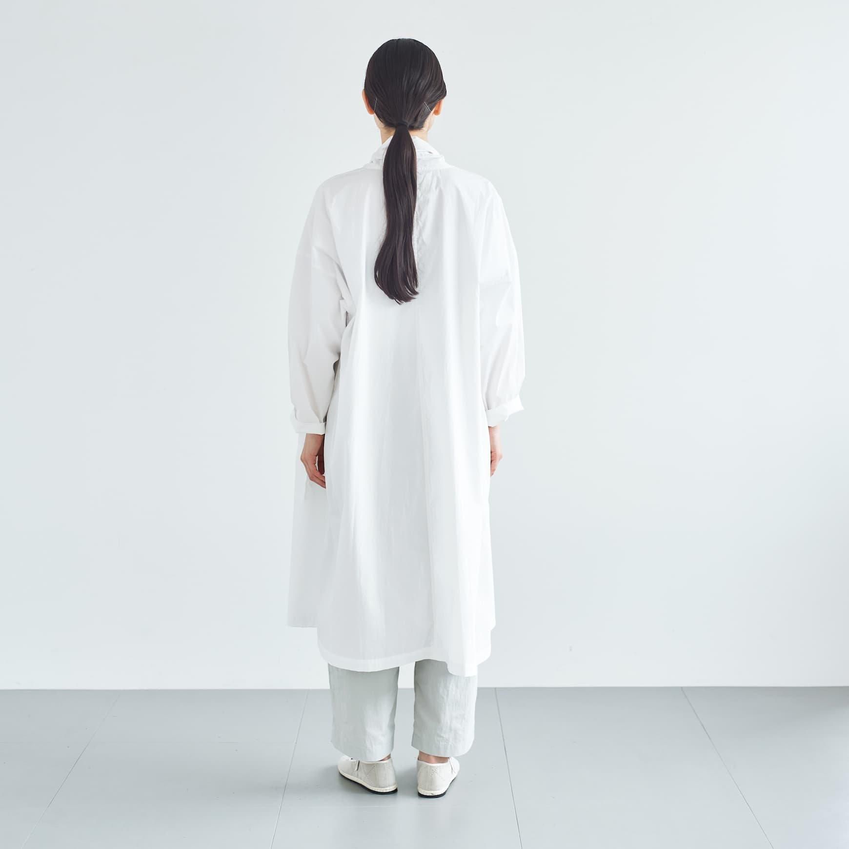 「CLASKA(クラスカ)」発のアパレルブランド「ata(アタ)」の robe 2. / ホワイト