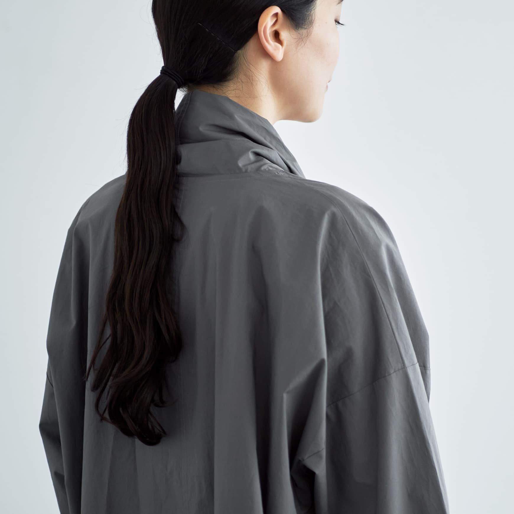 「CLASKA(クラスカ)」発のアパレルブランド「ata(アタ)」の robe 2. / グレー
