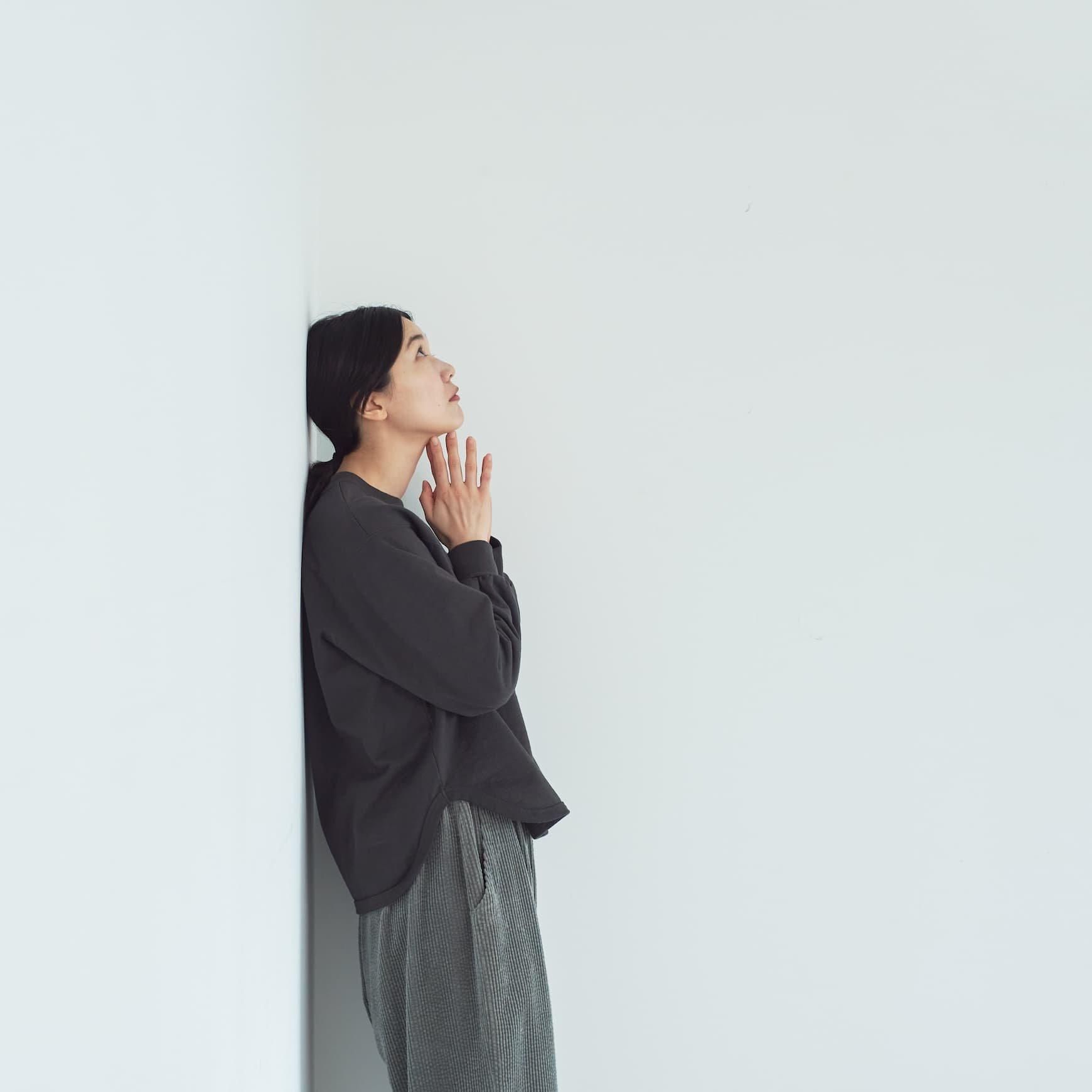 「CLASKA(クラスカ)」発のアパレルブランド「HAU(ハウ)」のtops