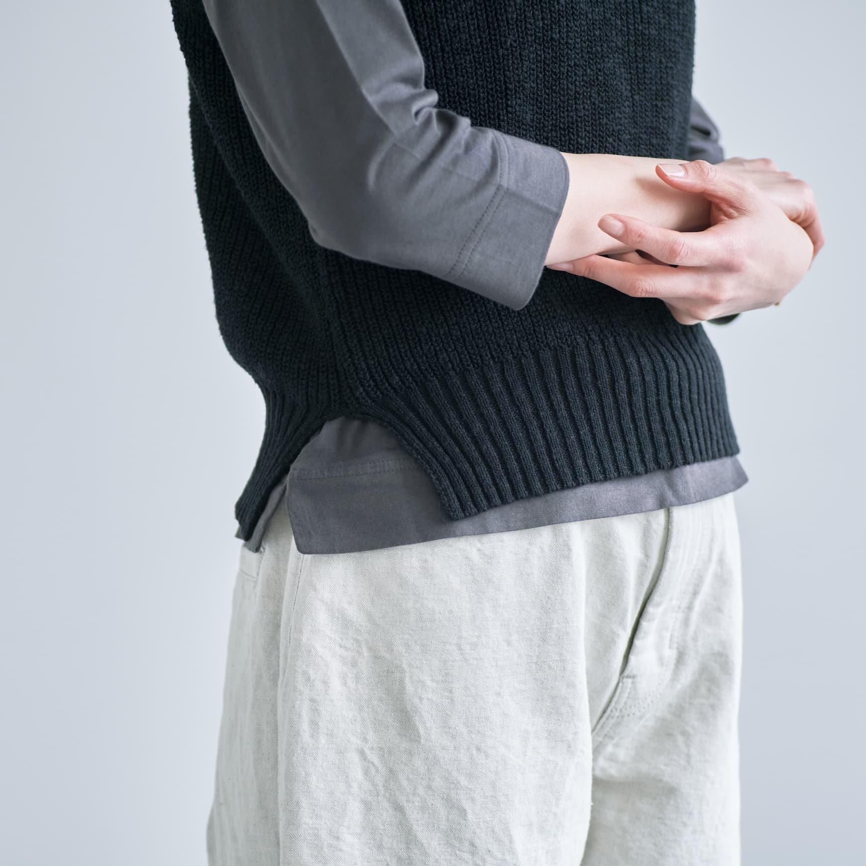 HAU（ハウ）｜knit vest 