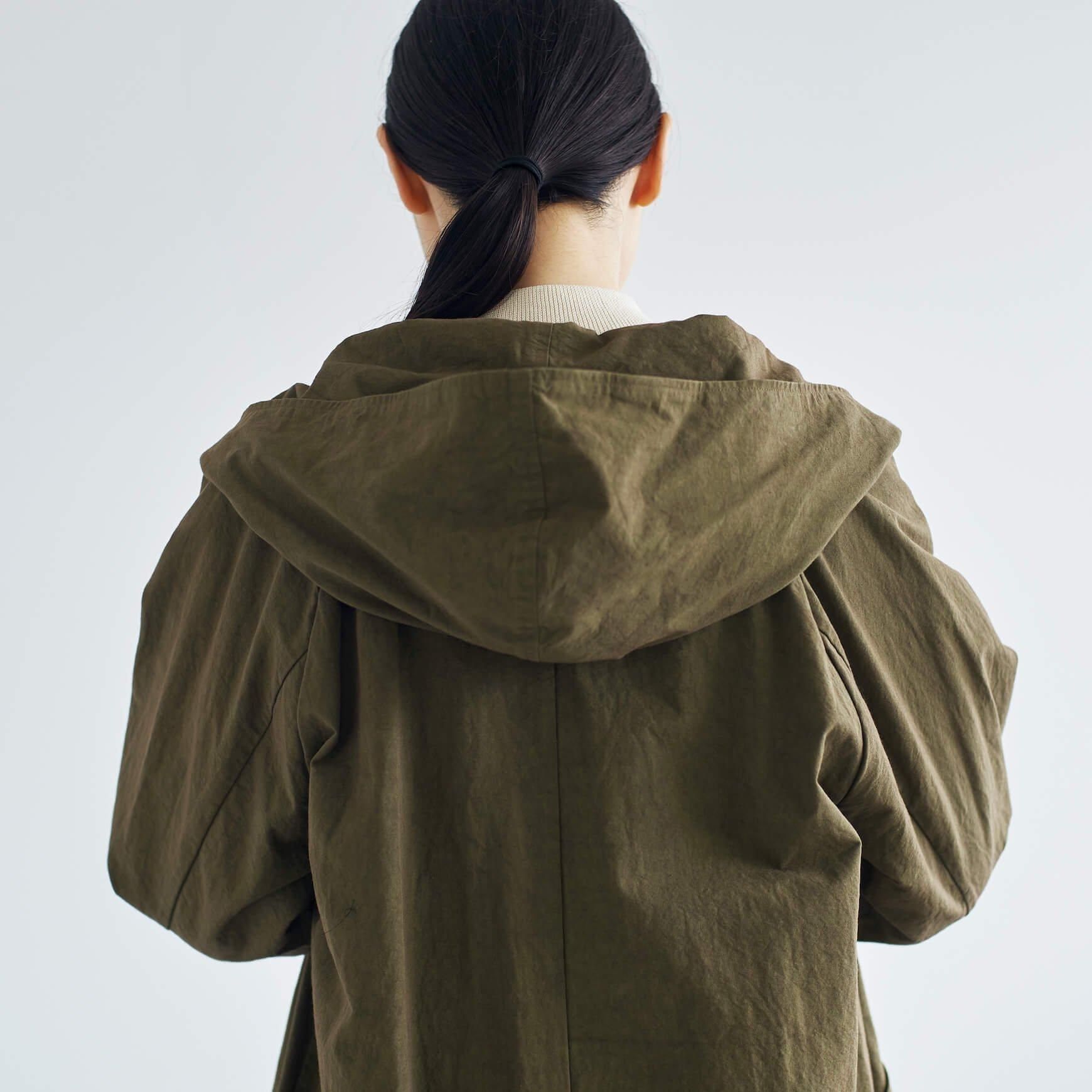 「CLASKA(クラスカ)」発のアパレルブランド「HAU(ハウ)」のcoat