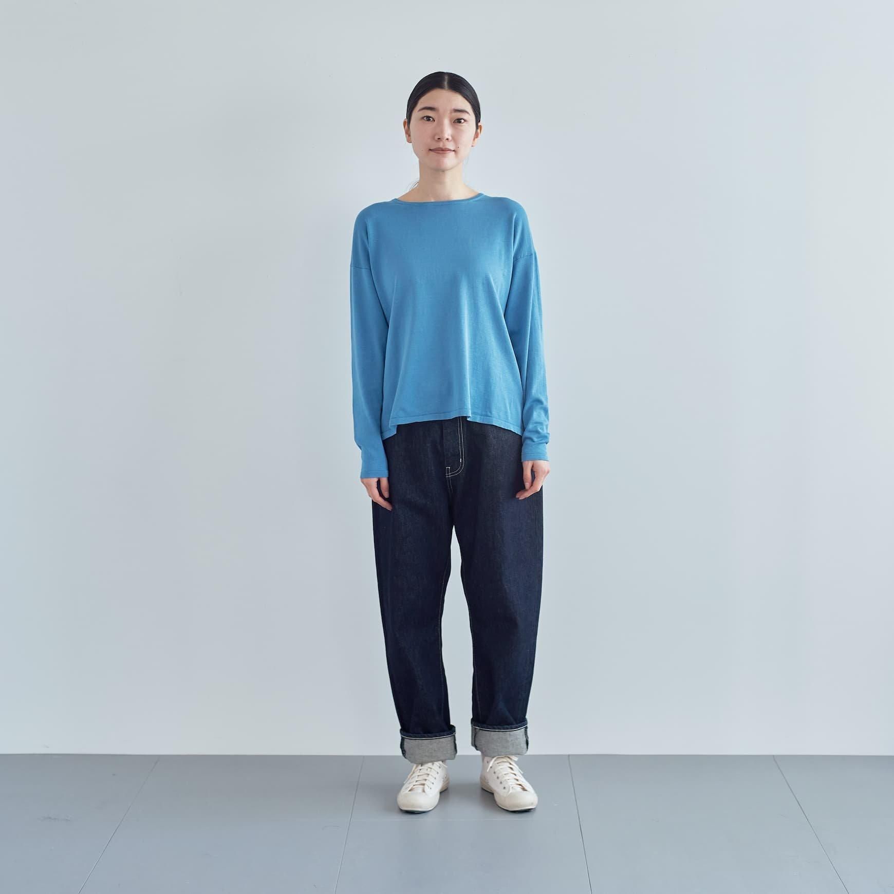 「CLASKA(クラスカ)」発のアパレルブランド「HAU(ハウ)」のknit tops