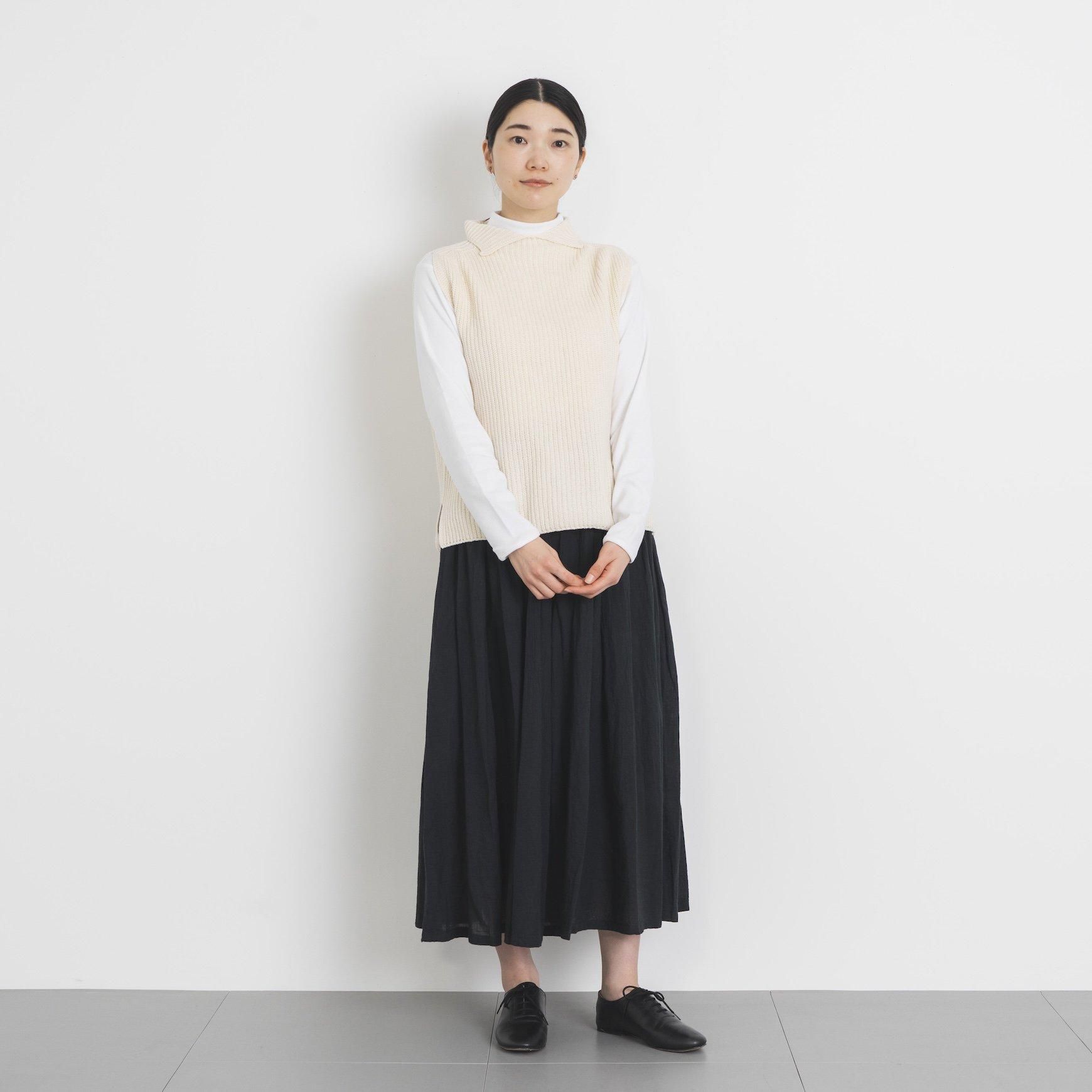CLASKA（クラスカ）｜畦編みのポロネックベスト- ファッション