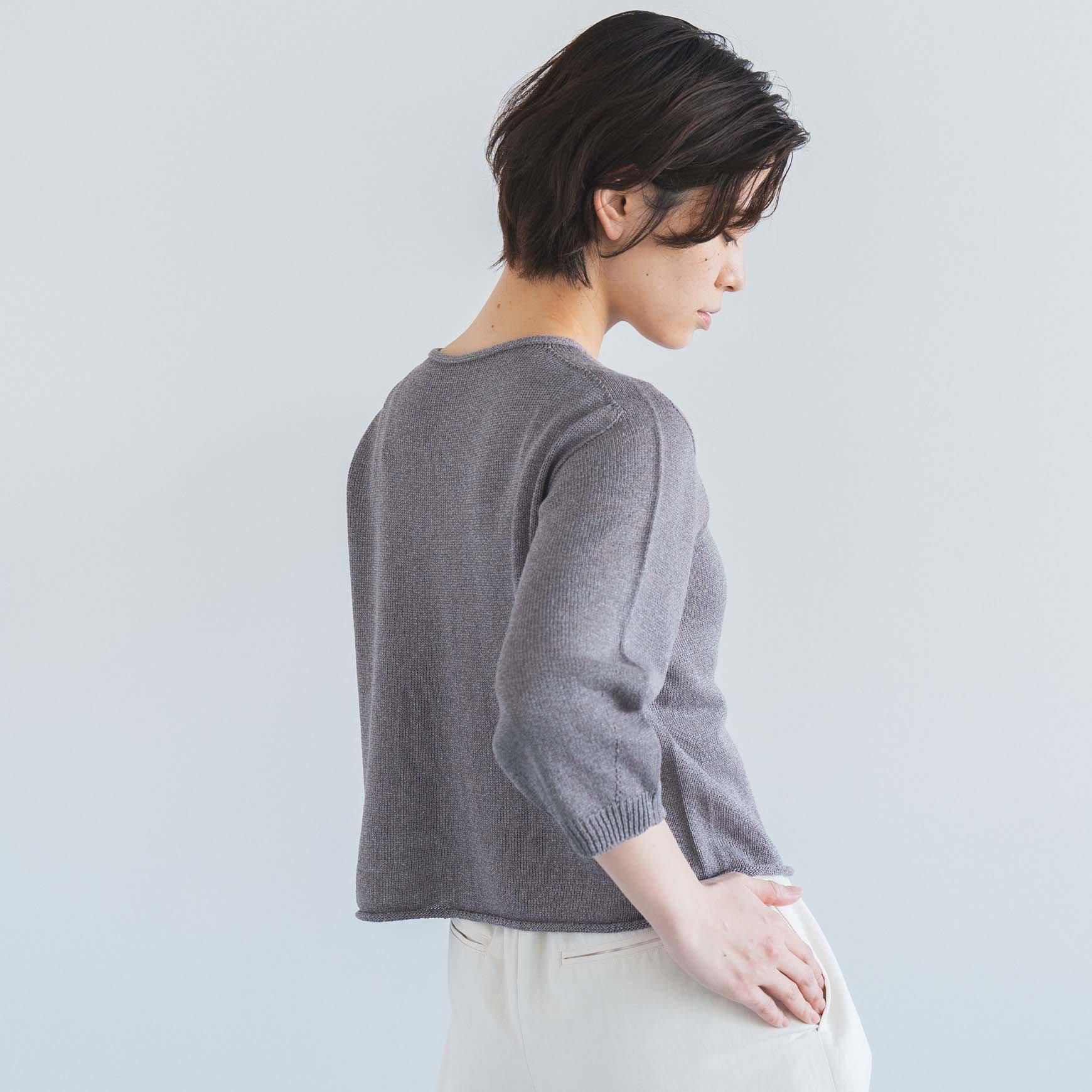 「CLASKA(クラスカ)」のペーパーヤーンニットカーディガン