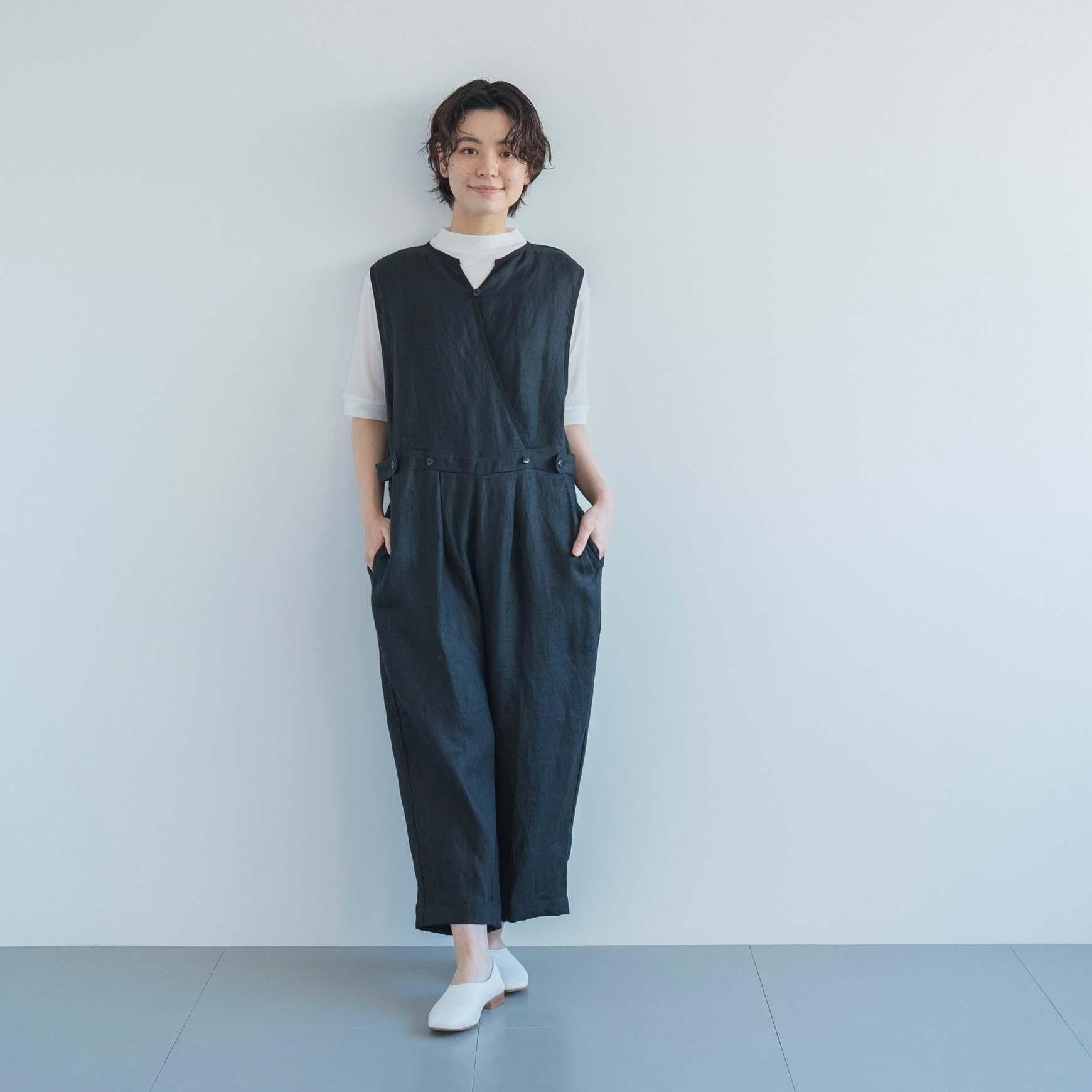 D のリネンのサロペットパンツ