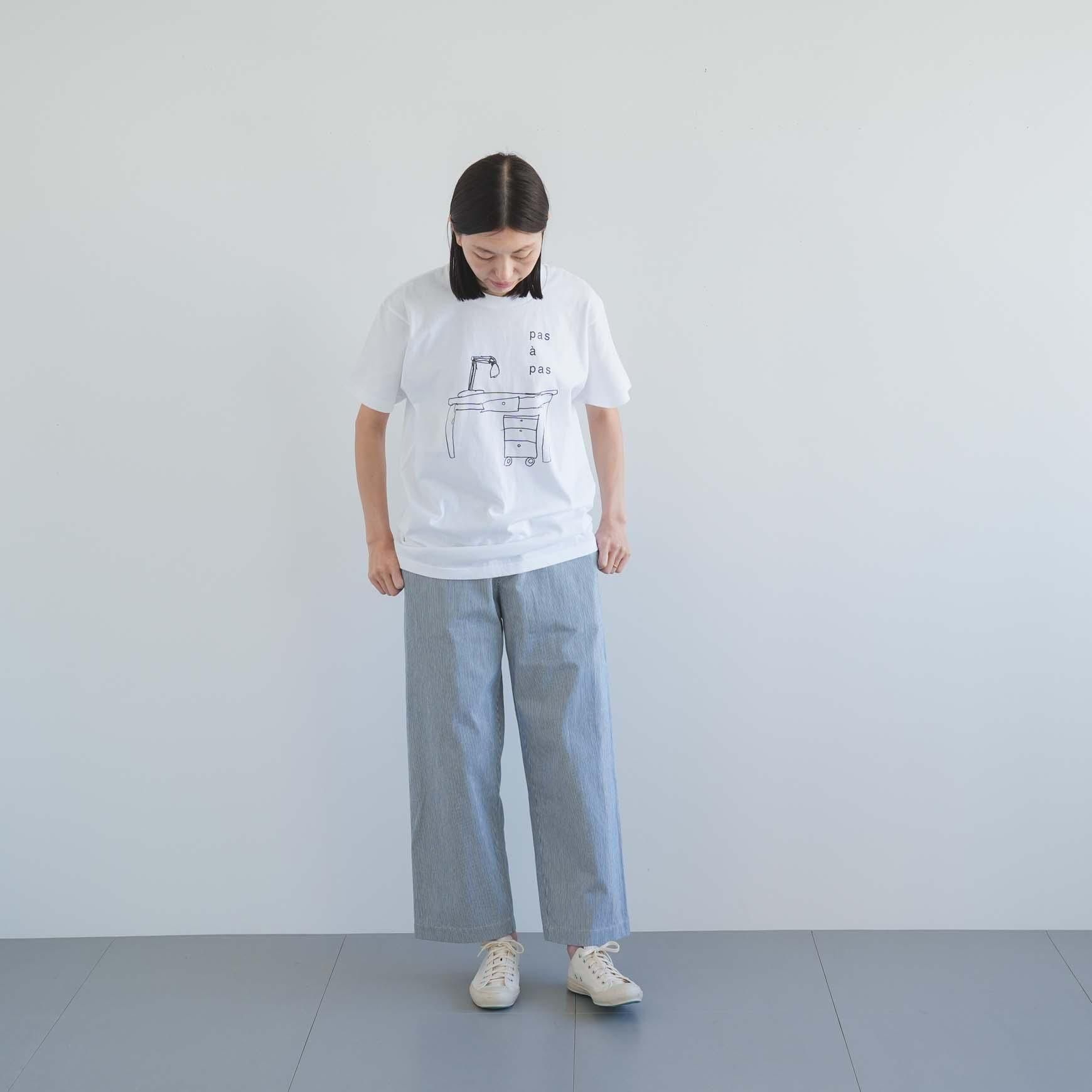 Tシャツ sept septième / 勉強机 / M