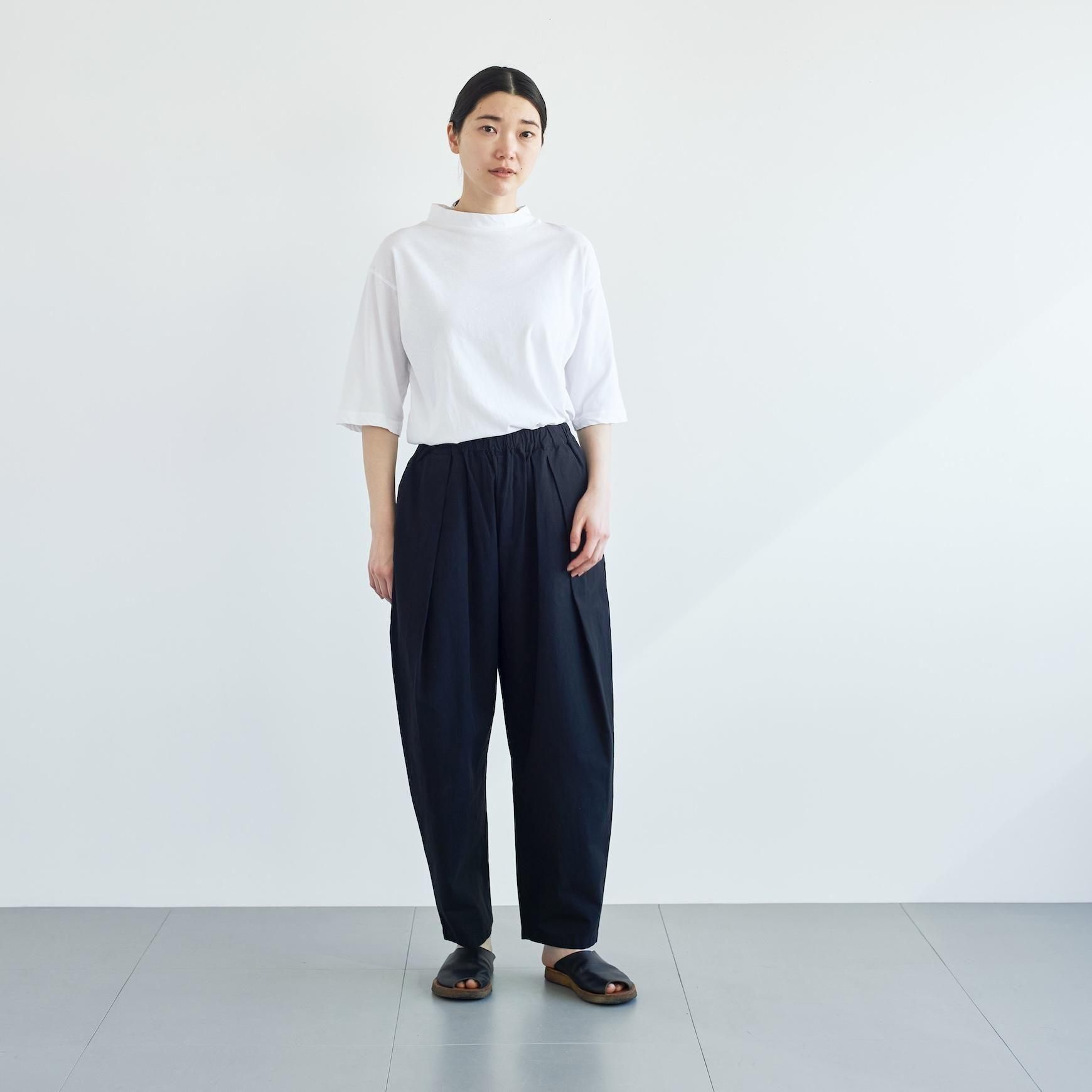 「CLASKA(クラスカ)」発のアパレルブランド「HAU(ハウ)」のpants