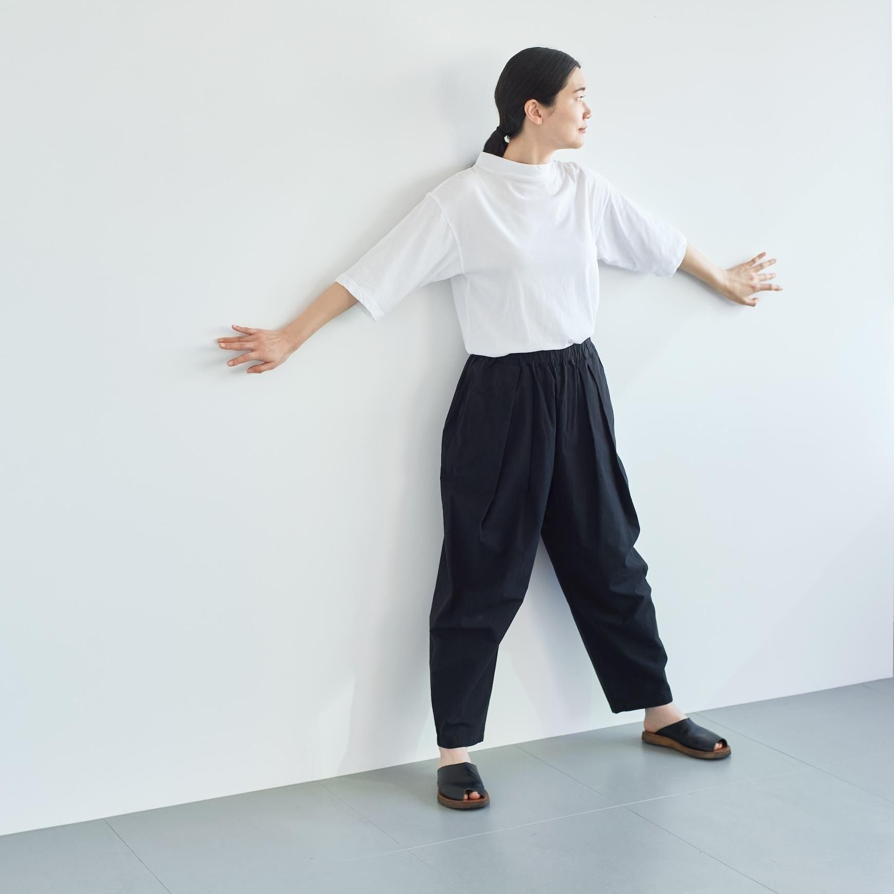 「CLASKA(クラスカ)」発のアパレルブランド「HAU(ハウ)」のpants