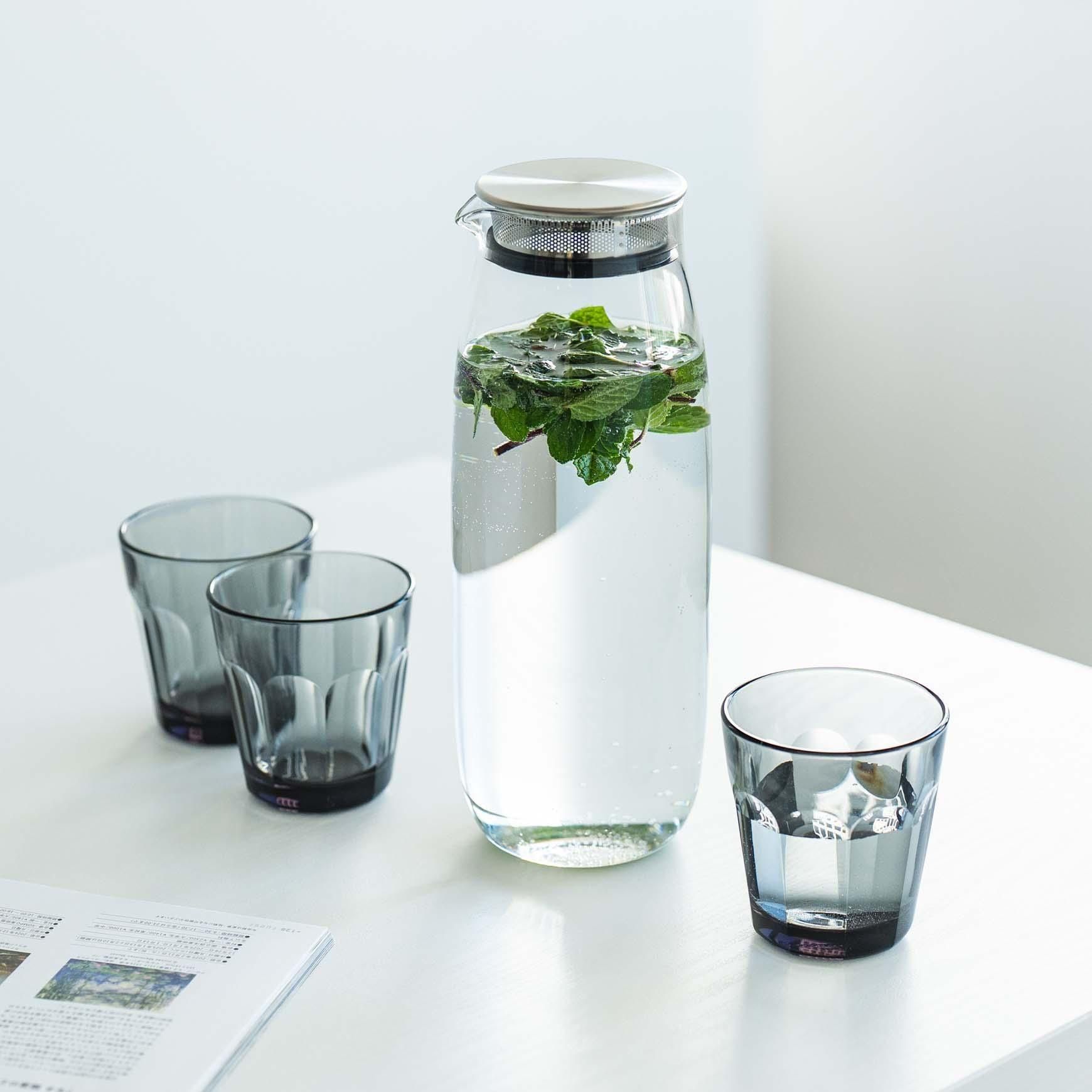 KINTO の UNITEA ウォーターカラフェ 1.1L