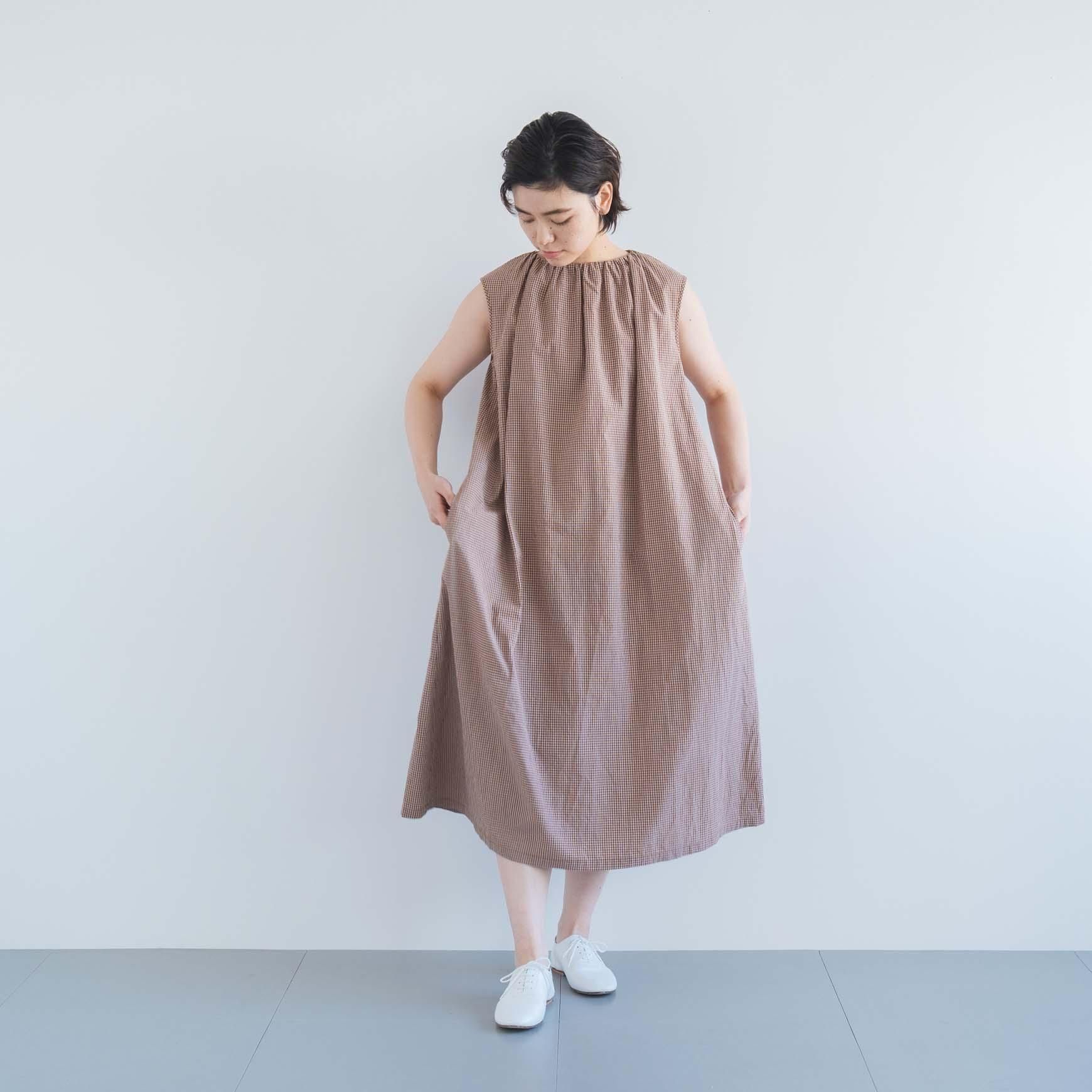 「CLASKA(クラスカ)」のコットンチェックノースリーブギャザーワンピース
