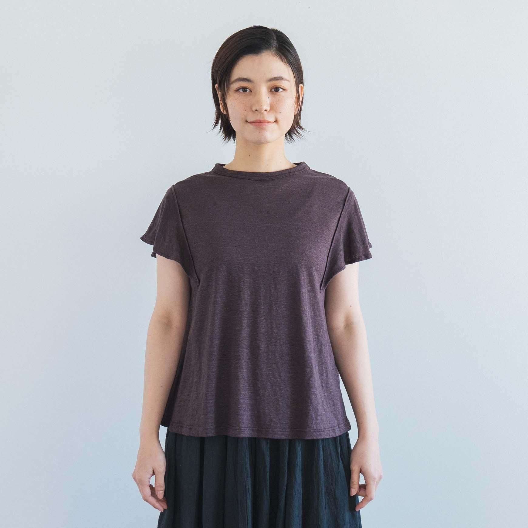 「CLASKA(クラスカ)」の リネン100Tシャツ<フリル> / 2025