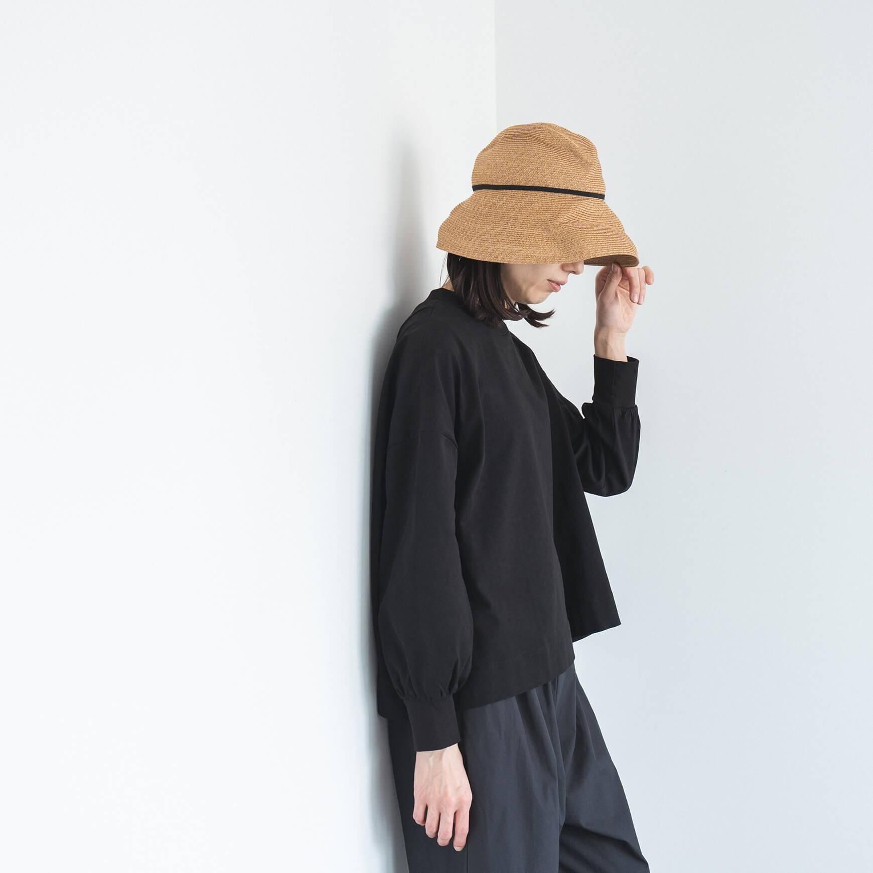 「mature ha.(マチュアーハ)」のブレードハット「BOXED HAT N101MX / 11cmブリム グログランリボン」
