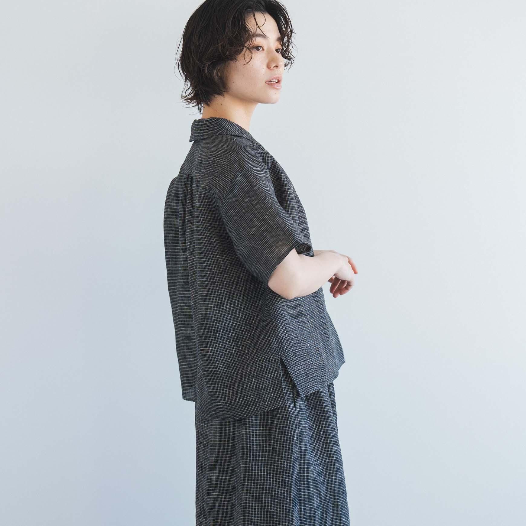 D の リネンチェックショートスリーブブラウス