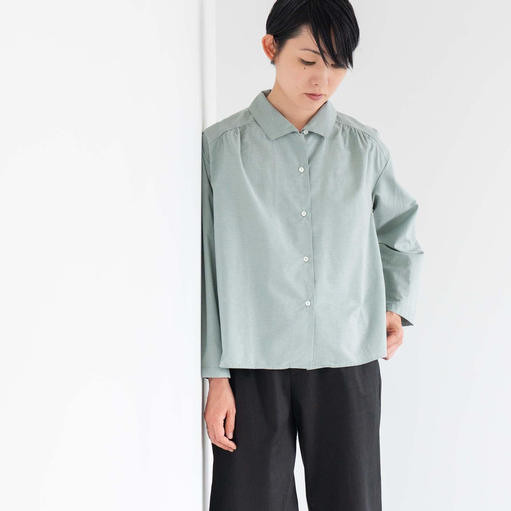 「CLASKA(クラスカ)」のTCリネンシャンブレーシャツ