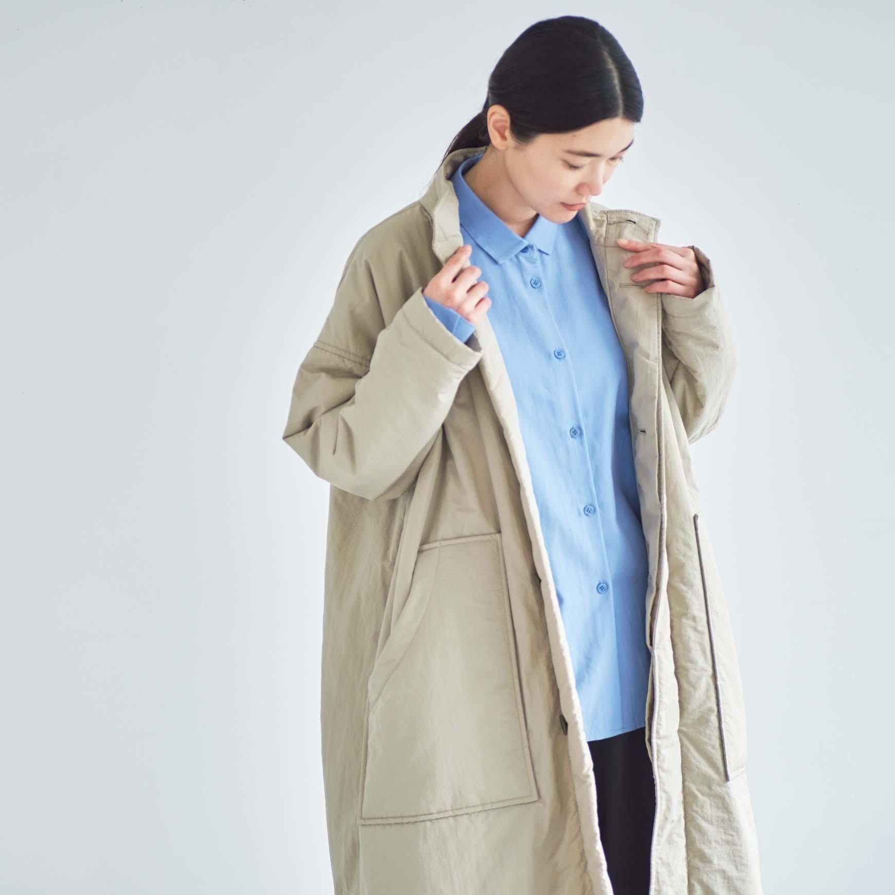 「CLASKA(クラスカ)」発のアパレルブランド「ata(アタ)」の coat 1. / ベージュ