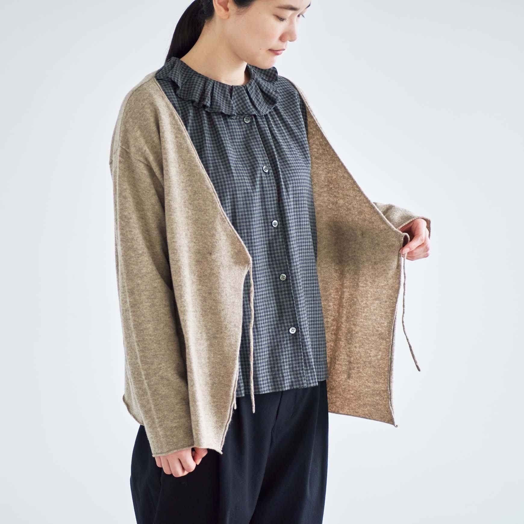HAU の	cachecoeur knit