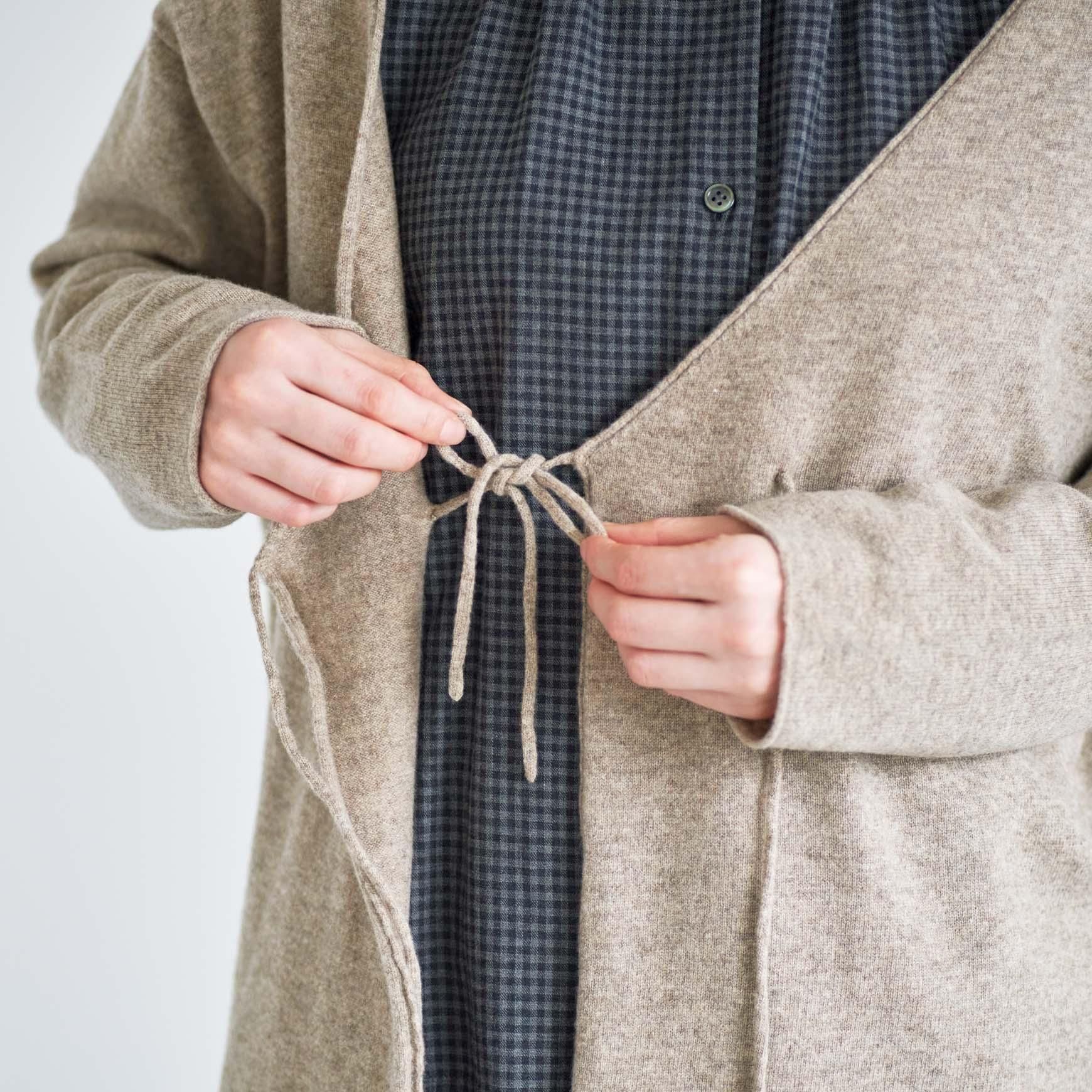 HAU の	cachecoeur knit