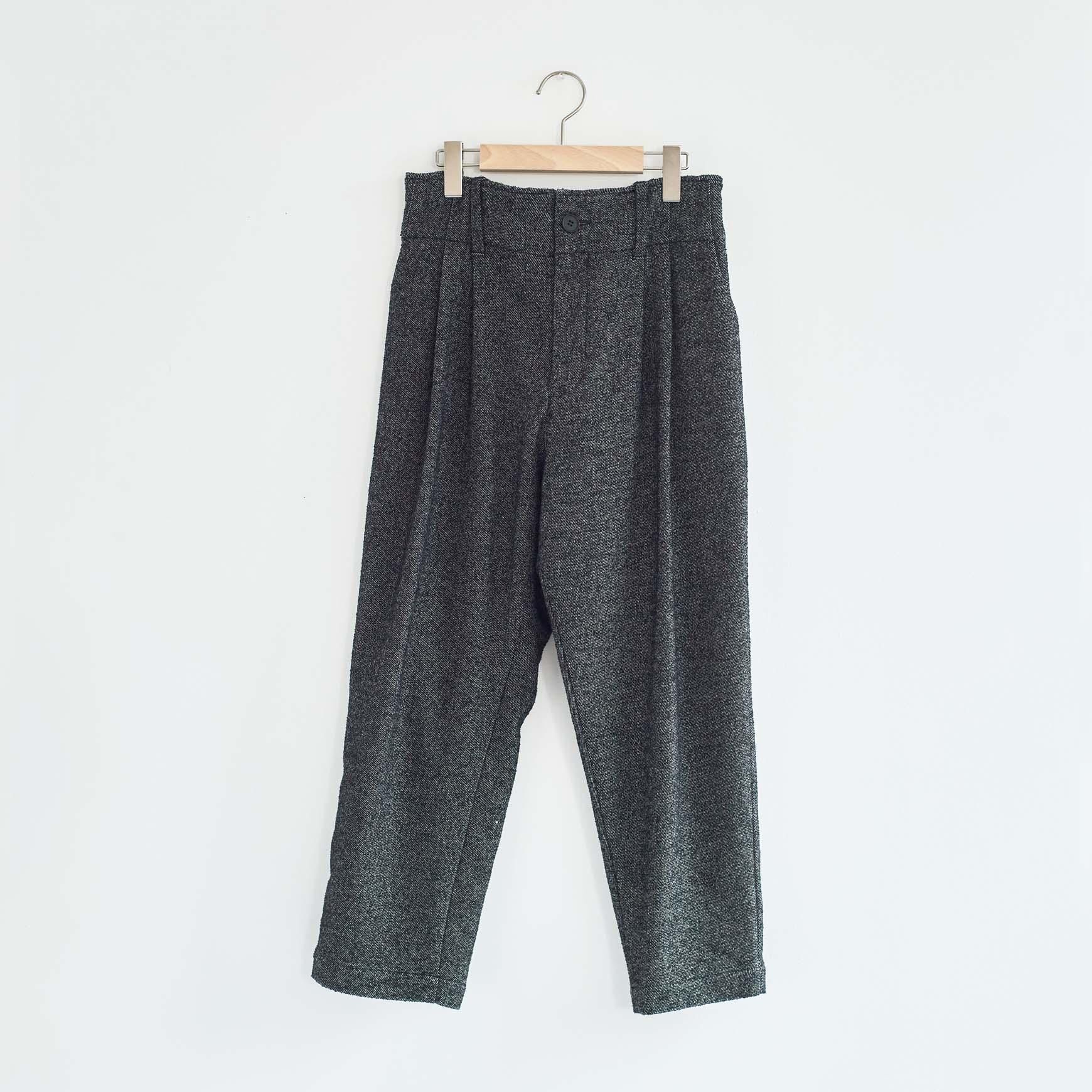 HÅU　カジュアルパンツ　【未使用】 HAU（ハウ）｜pants 