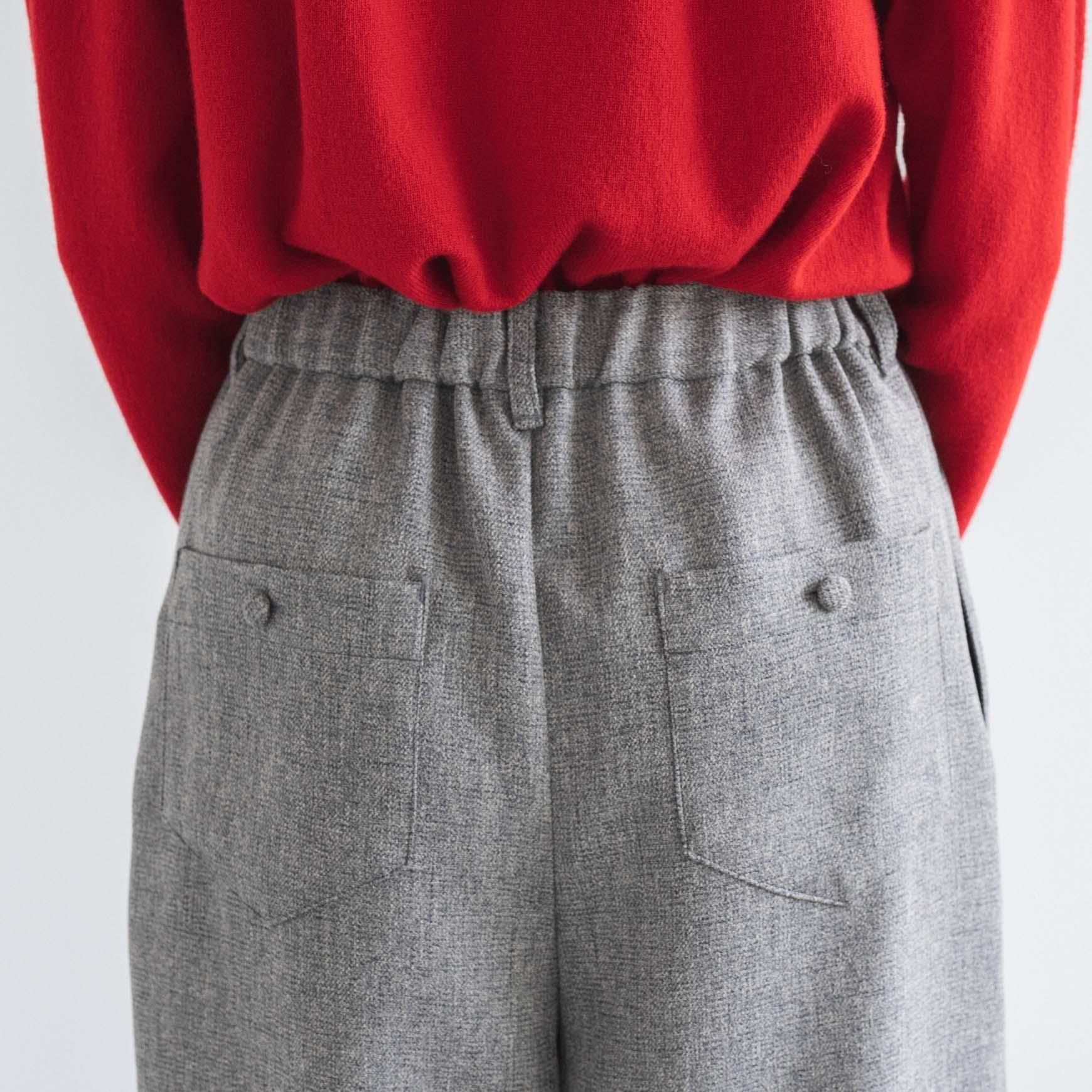 D の ポリエステルツイードのタックパンツ