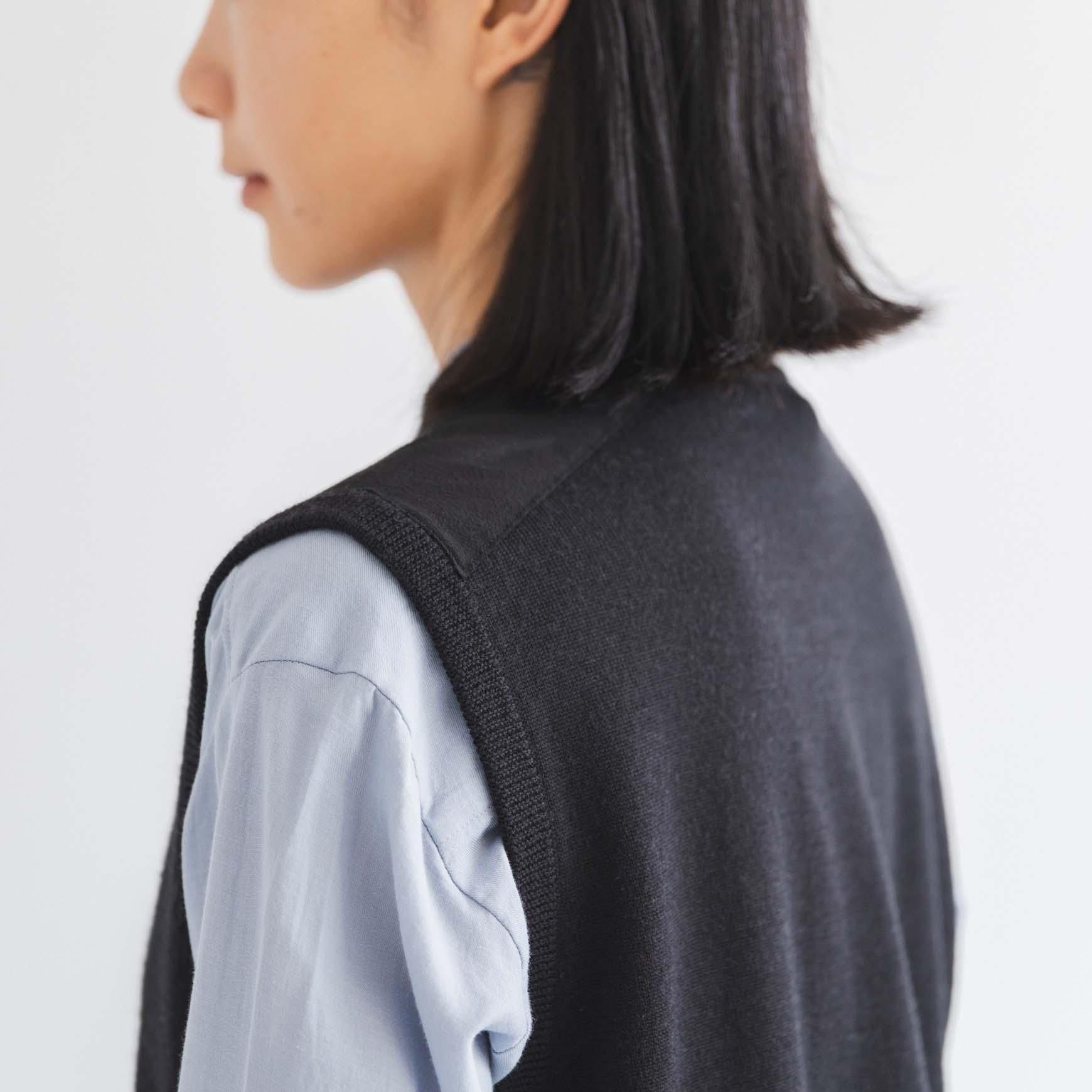 D の ウォッシャブルウールパッチベスト