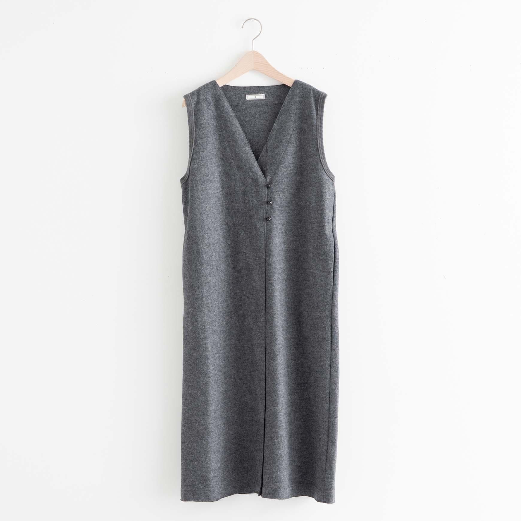 CLASKA（クラスカ）｜ウールフラノノースリーブワンピース