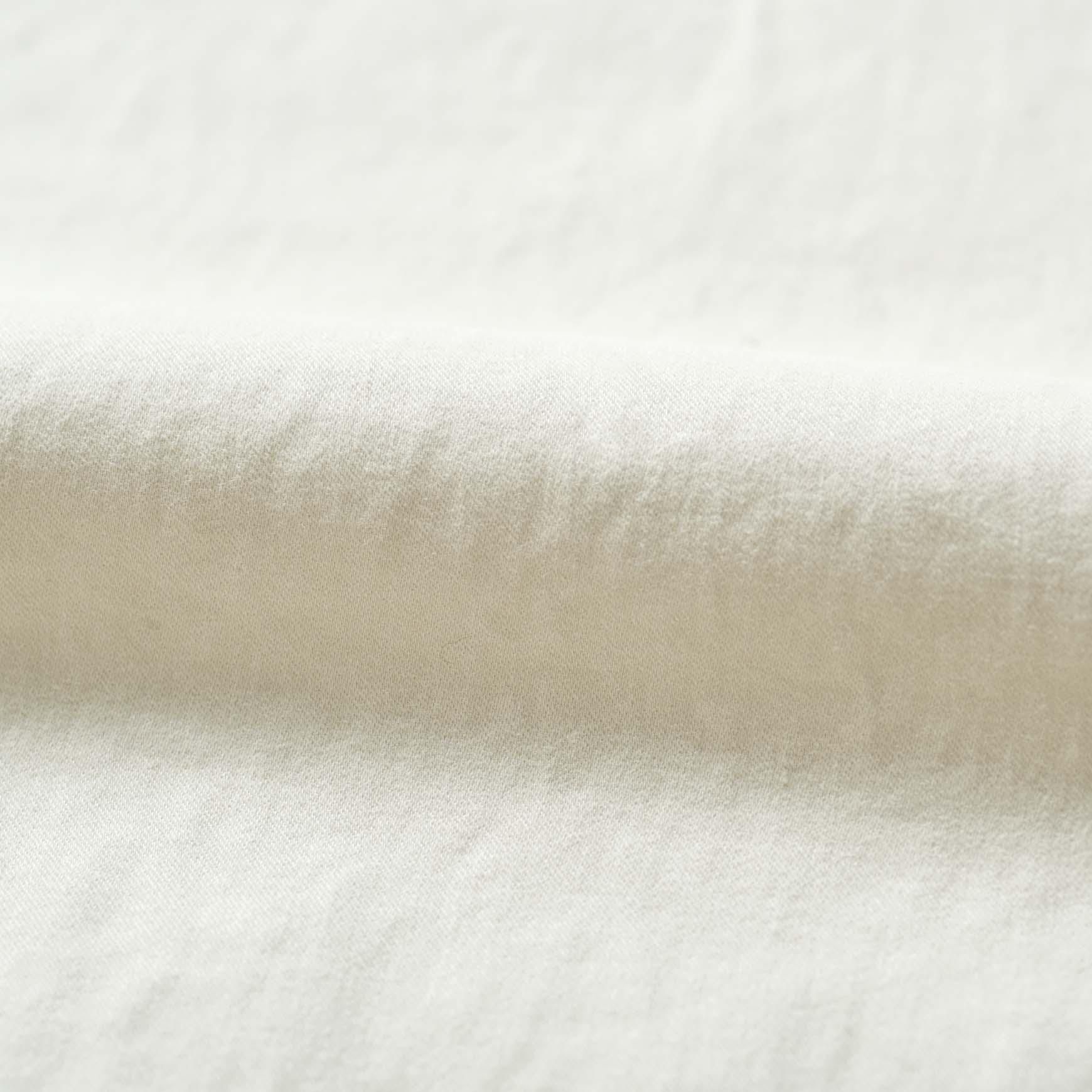 「CLASKA(クラスカ)」発のアパレルブランド「HAU(ハウ)」の pants  painter