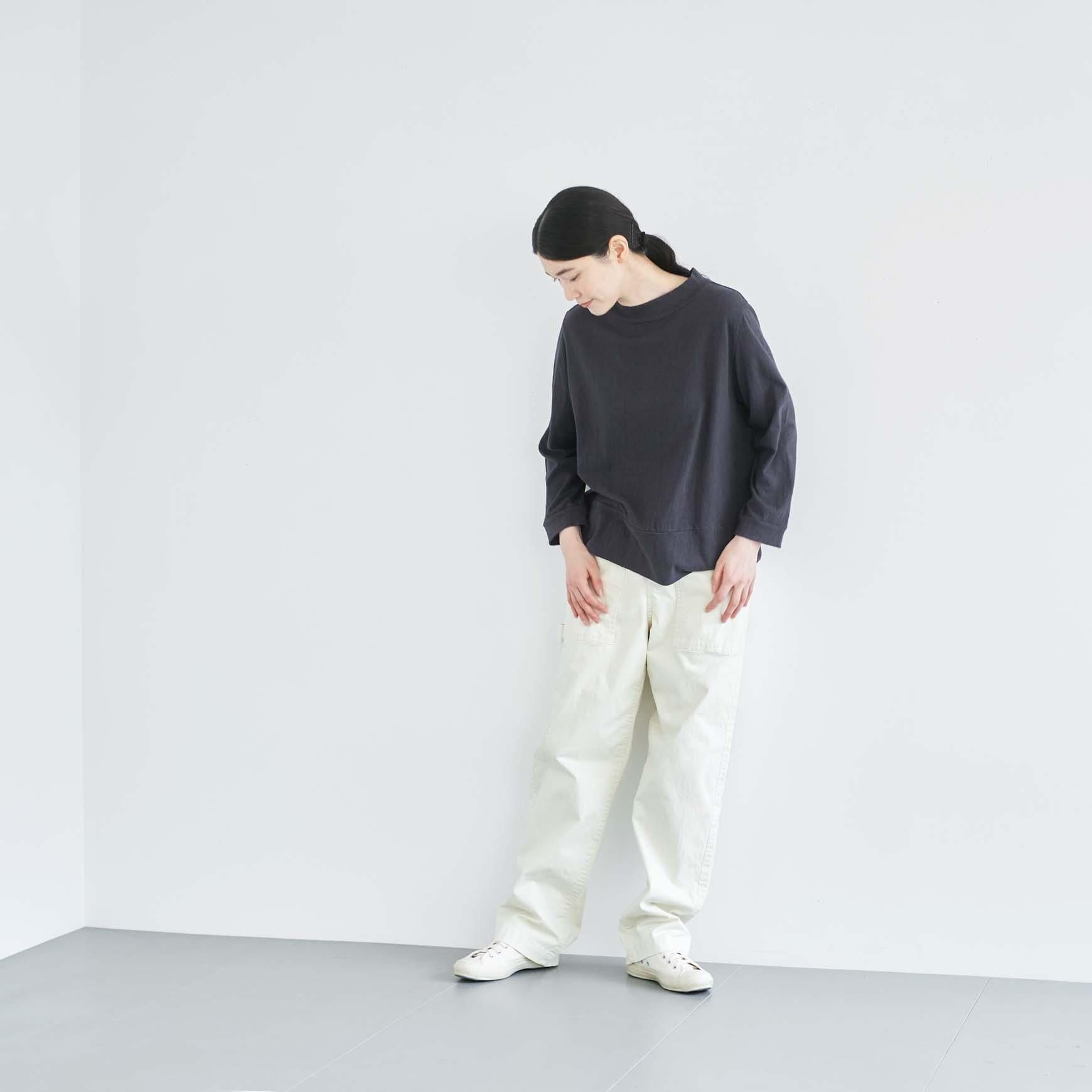 「CLASKA(クラスカ)」発のアパレルブランド「HAU(ハウ)」の pants  painter