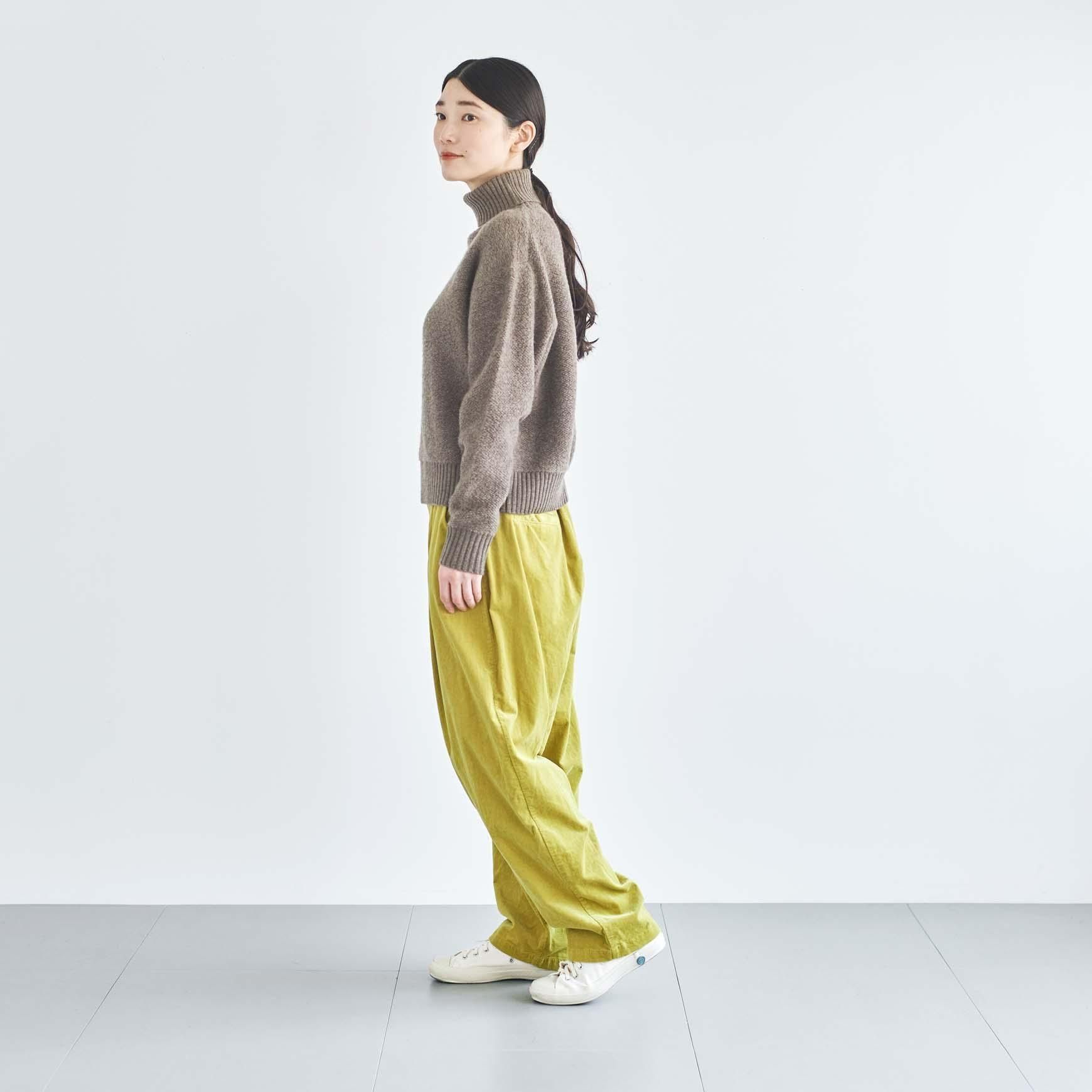 「CLASKA(クラスカ)」発のアパレルブランド「HAU(ハウ)」の pants