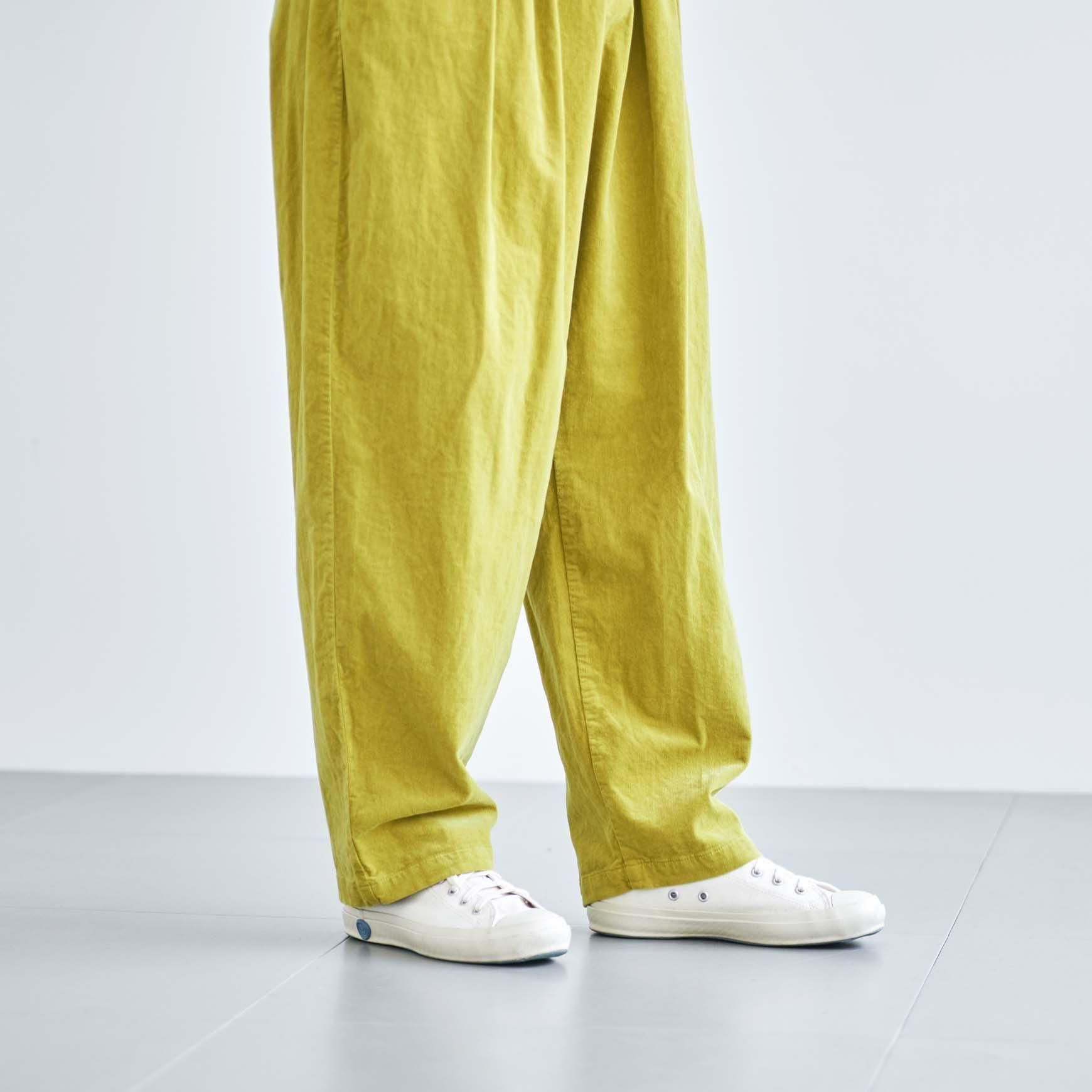 「CLASKA(クラスカ)」発のアパレルブランド「HAU(ハウ)」の pants