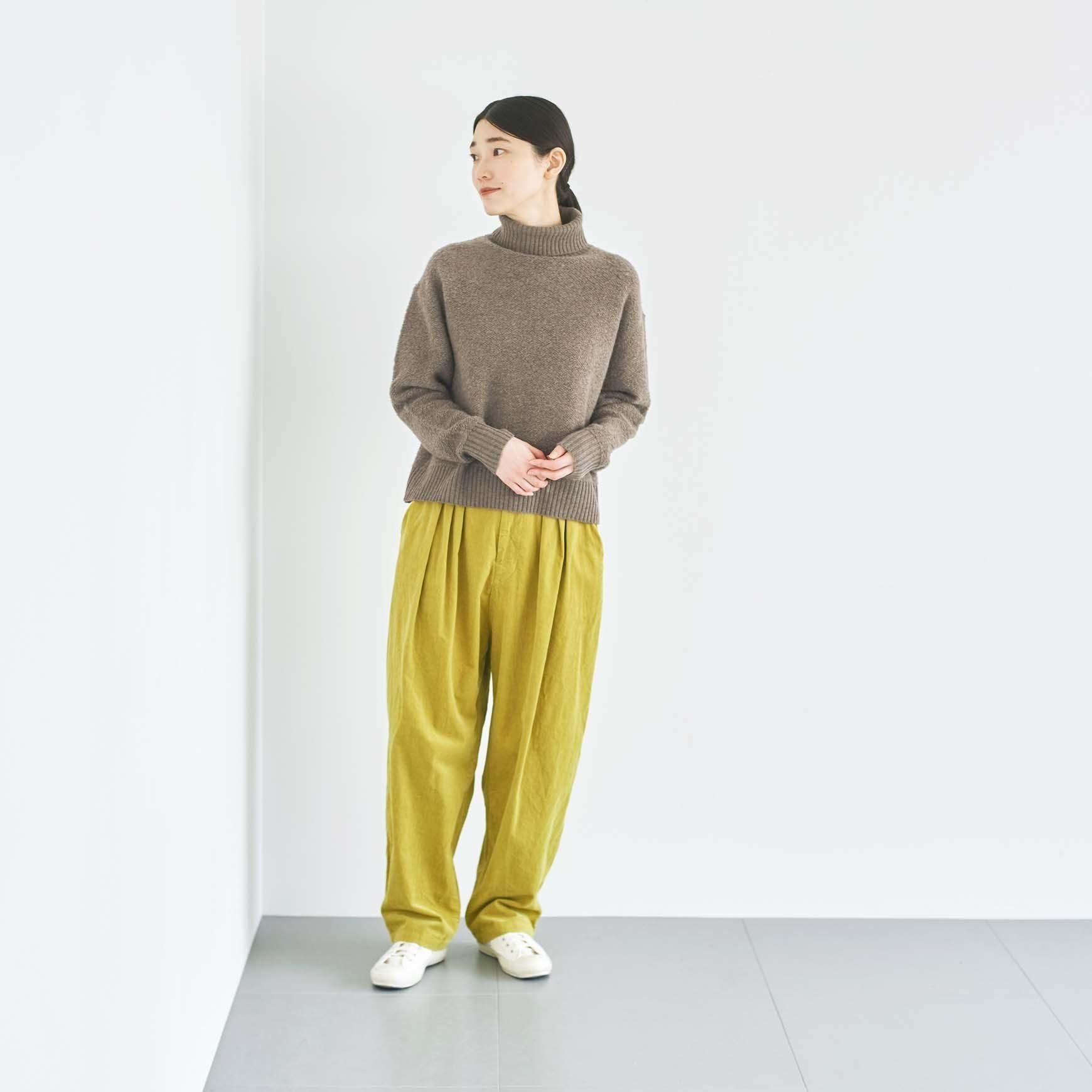 「CLASKA(クラスカ)」発のアパレルブランド「HAU(ハウ)」の pants