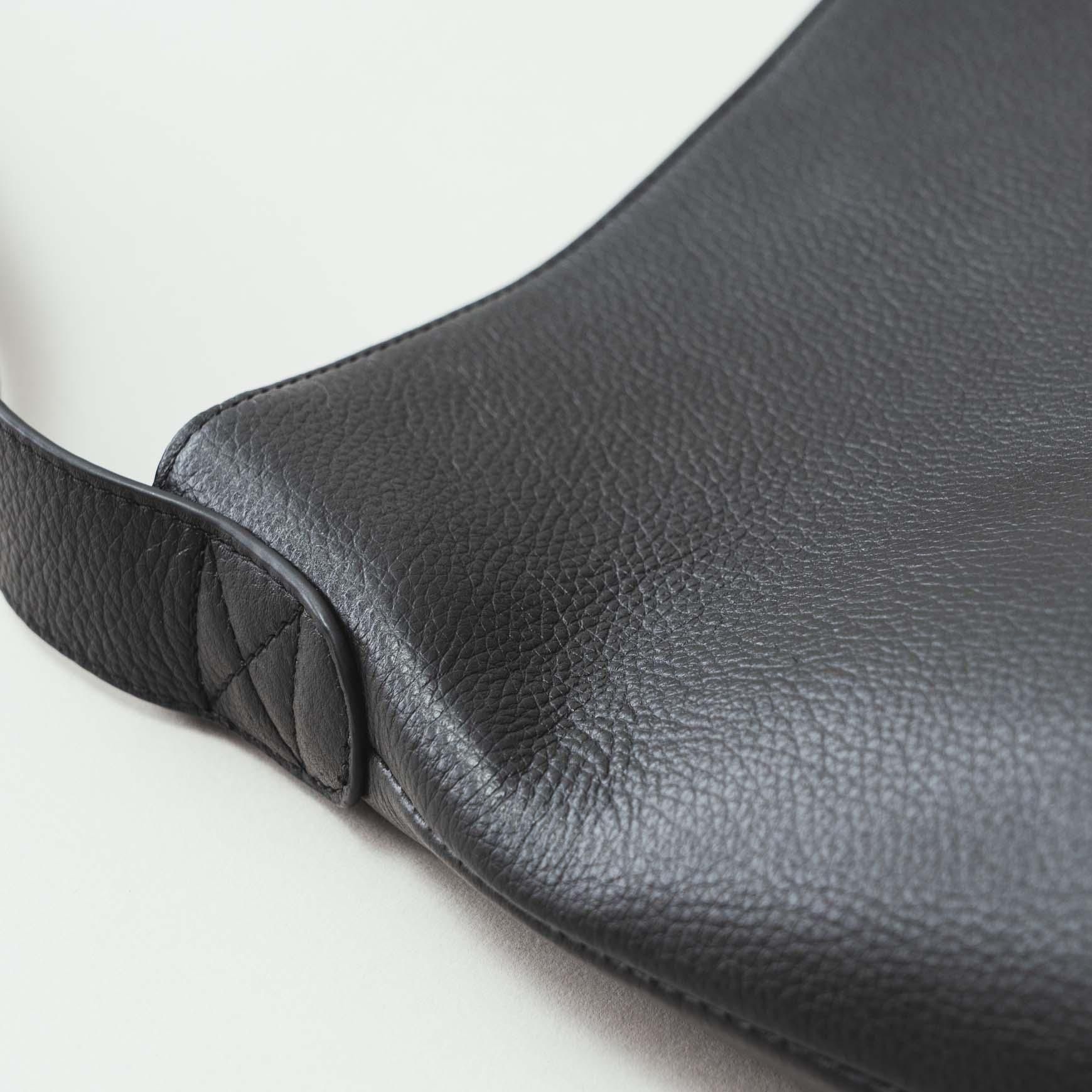 「CLASKA(クラスカ)」の ONE SHOULDER montagne