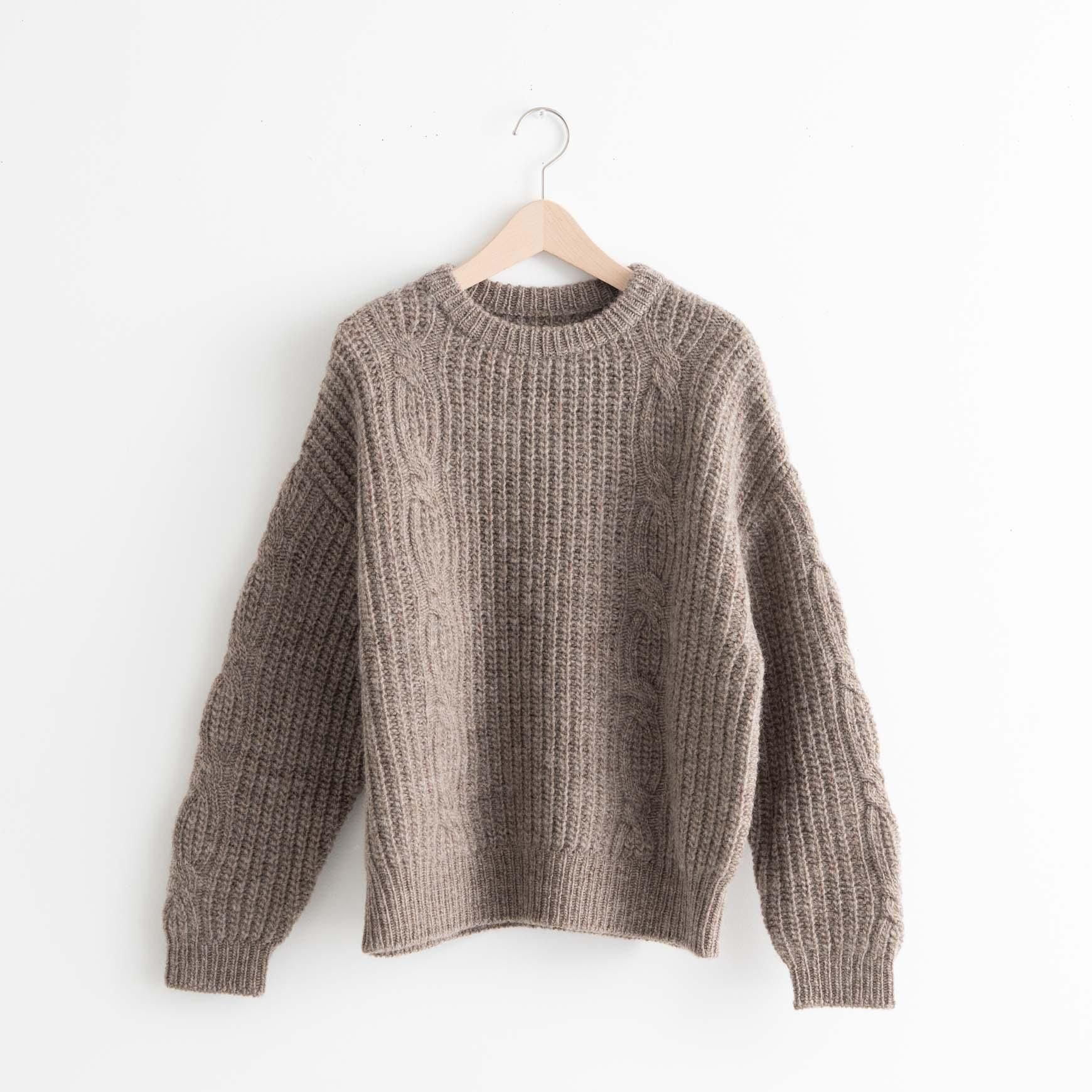 CLASKA（クラスカ）｜ケーブル編みのチャンキーセーター